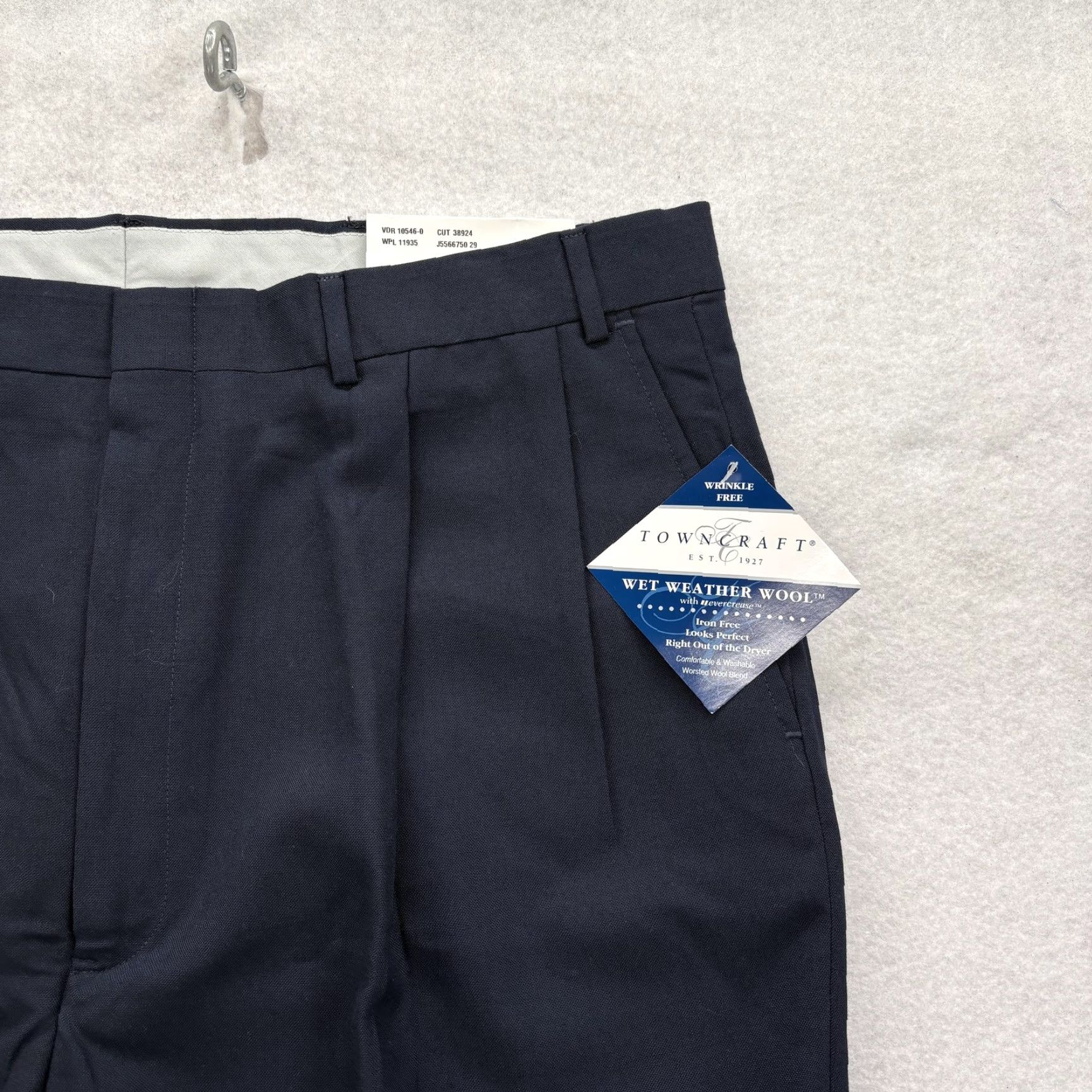 Vintage VINTAGE Towncraft Dress Pants Mens 40 Blue Wet Weather Wool Pleated Wrinkle Free 90s Business Formal Pants Mens Size US 40 / EU 56 - 4 Thumbnail