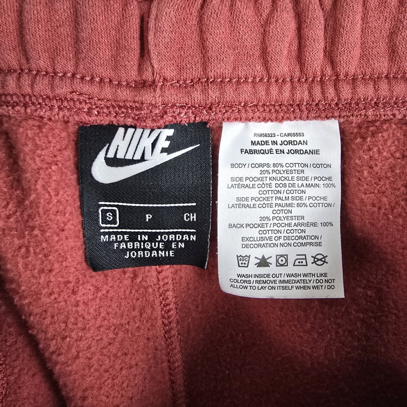 Nike Nike Sportswear Club Fleece Shorts Men Small Red Swoosh Size US 30 / EU 46 - 4 Thumbnail