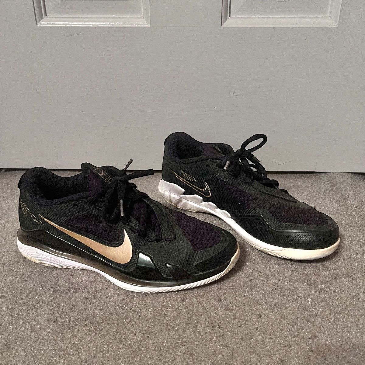 Nike NikeCourt Air Zoom Vapor Pro Women’s Black Tennis Shoes Size US 7 / IT 37 - 2 Thumbnail