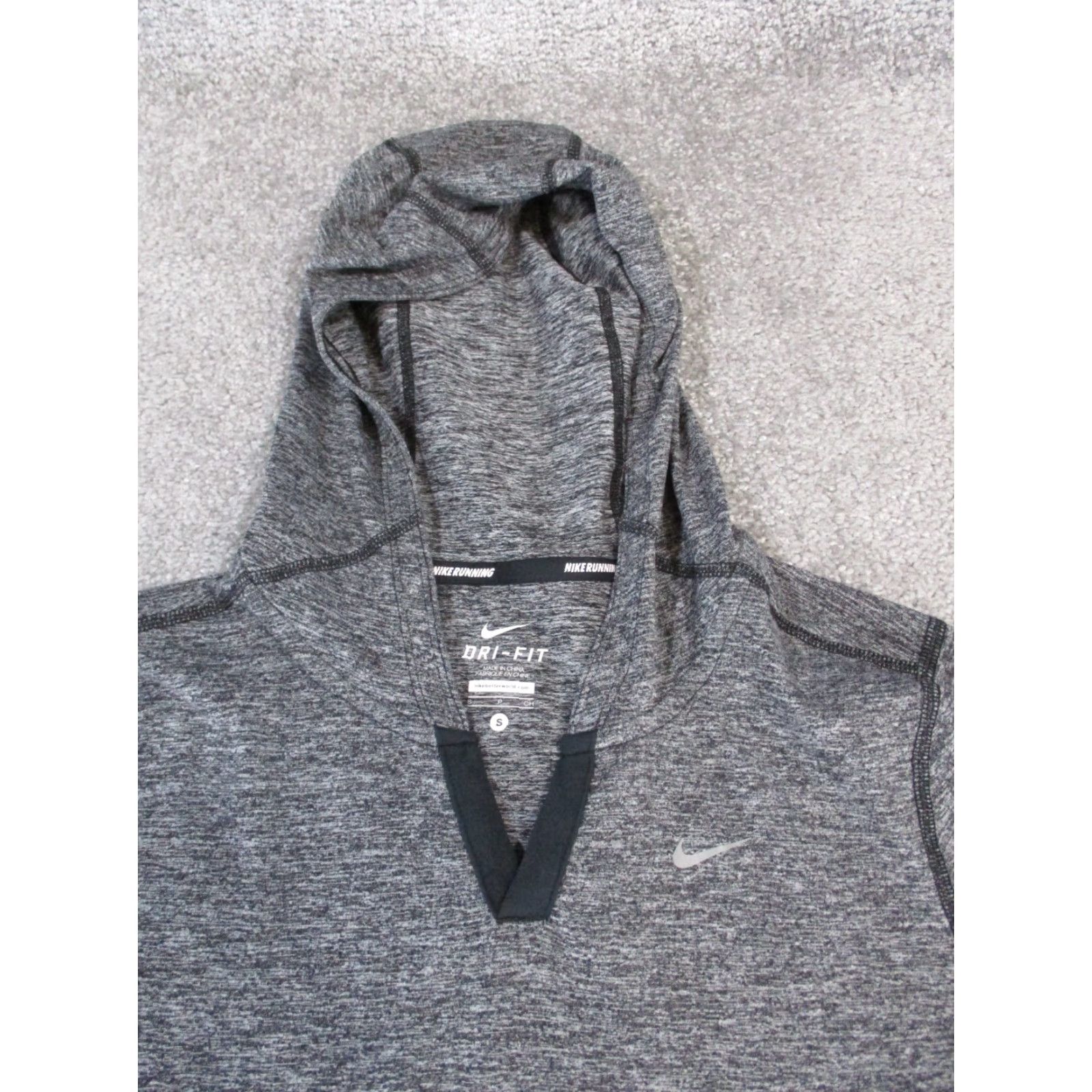 Nike Nike Dri-FIT Hoodie Womens Small Gray Pullover Size S / US 4 / IT 40 - 2 Thumbnail