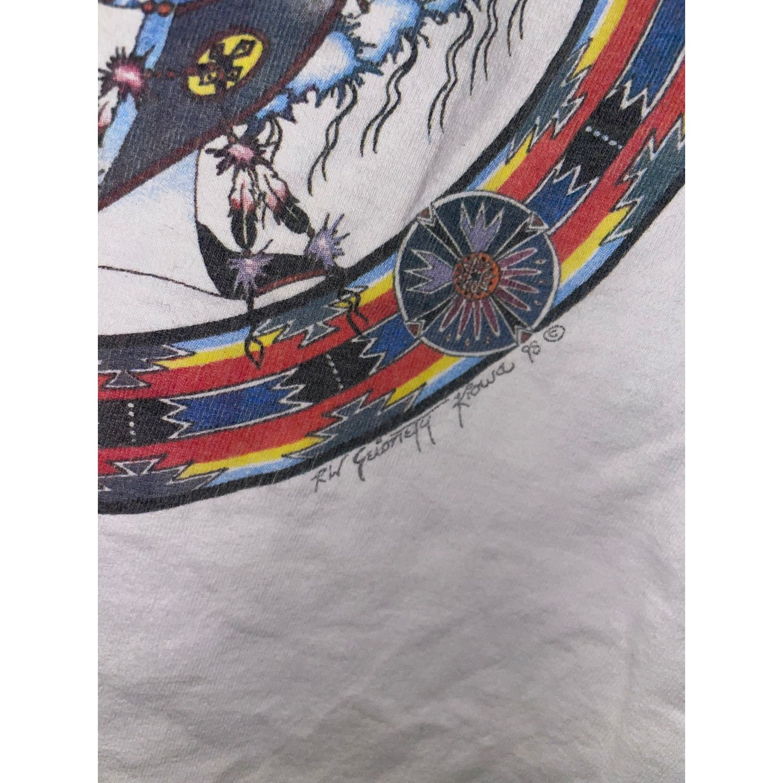 Fruit Of The Loom Vintage Native American Shirt Art Red Earth II Tee 90s XL Size US XL / EU 56 / 4 - 11 Thumbnail