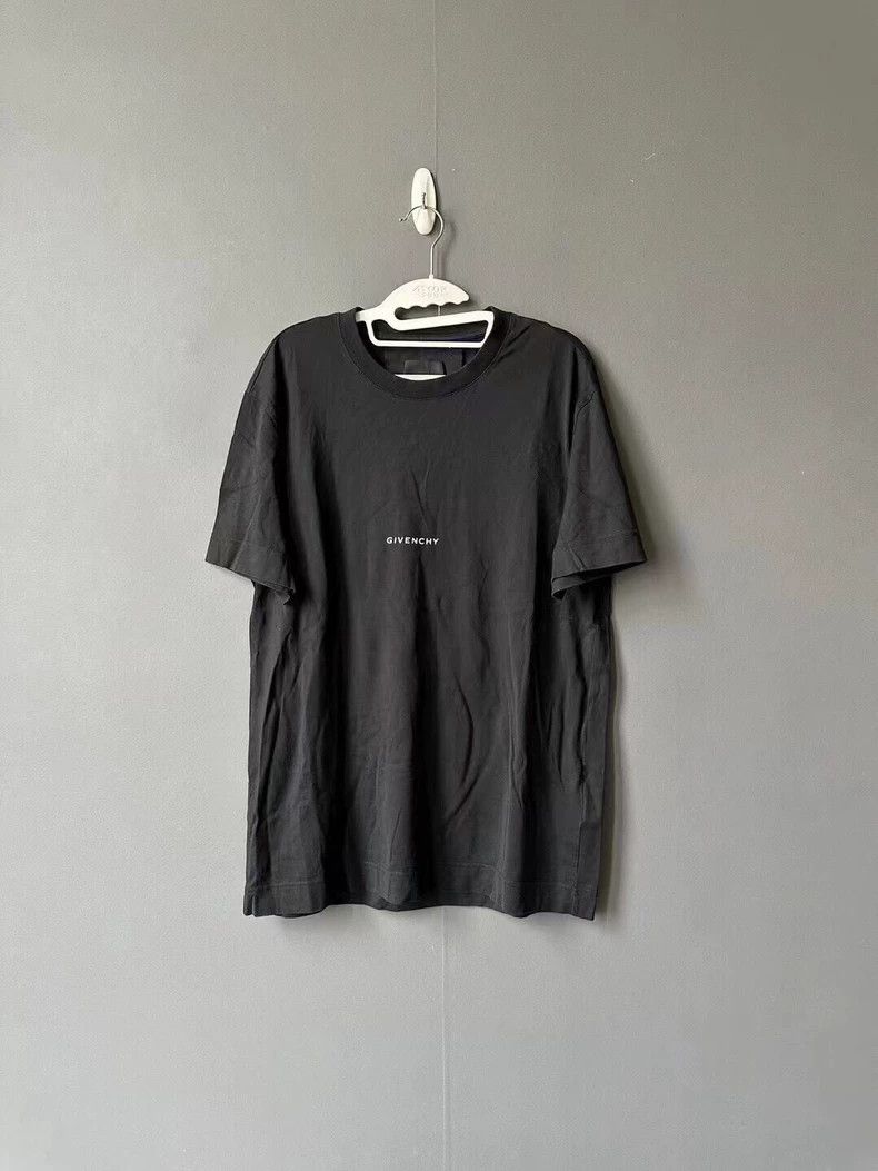 givenchy black short sleeve t-shirt-dmc