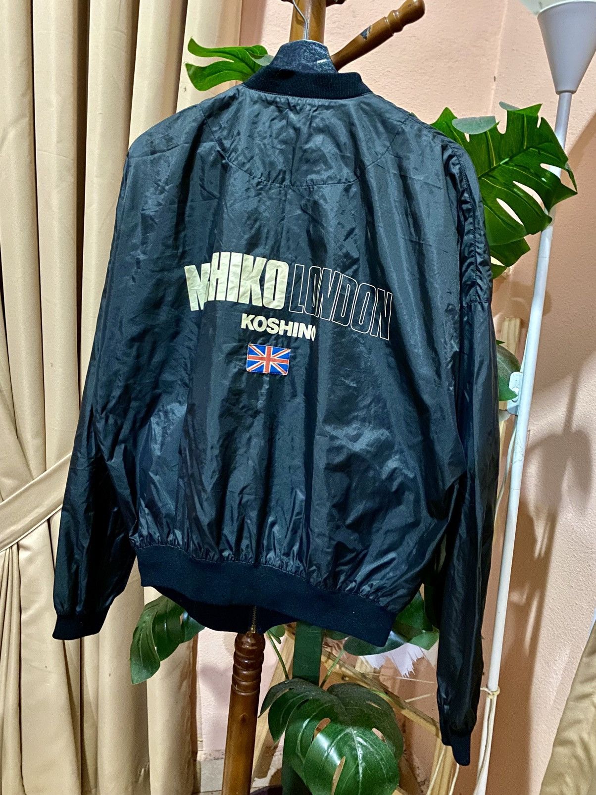 Michiko Koshino London Vintage Michiko Koshino London Bomber Jacket Nylon Size US L / EU 52-54 / 3 - 4 Thumbnail