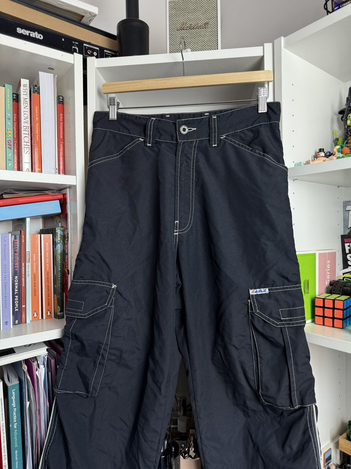 Diesel Vintage y2k Diesel technical baggy parachute 3/4 shorts 30 Size US 30 / EU 46 - 3 Thumbnail