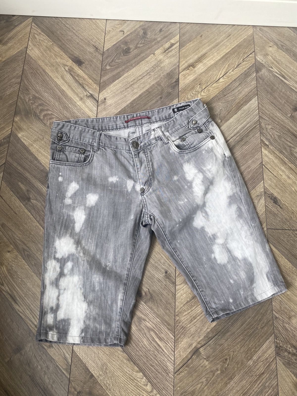Designer × Philipp Plein × Vintage Vintage Philipp Plein Metal Logo Skull Gray Shorts Size US 34 / EU 50 - 5 Thumbnail