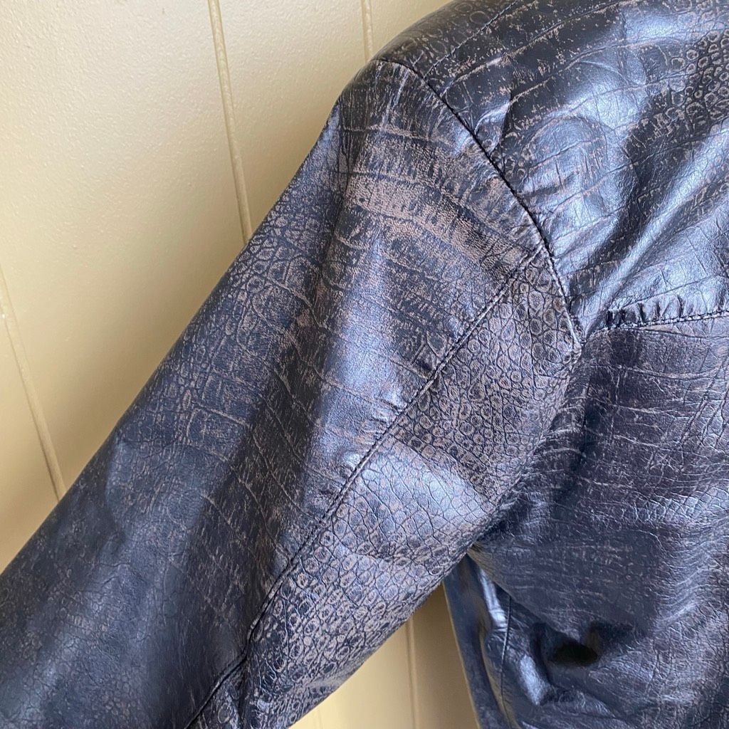 Fidelity Fidelity Leather men 40 distressed vintage 1 button leather Size US M / EU 48-50 / 2 - 7 Thumbnail