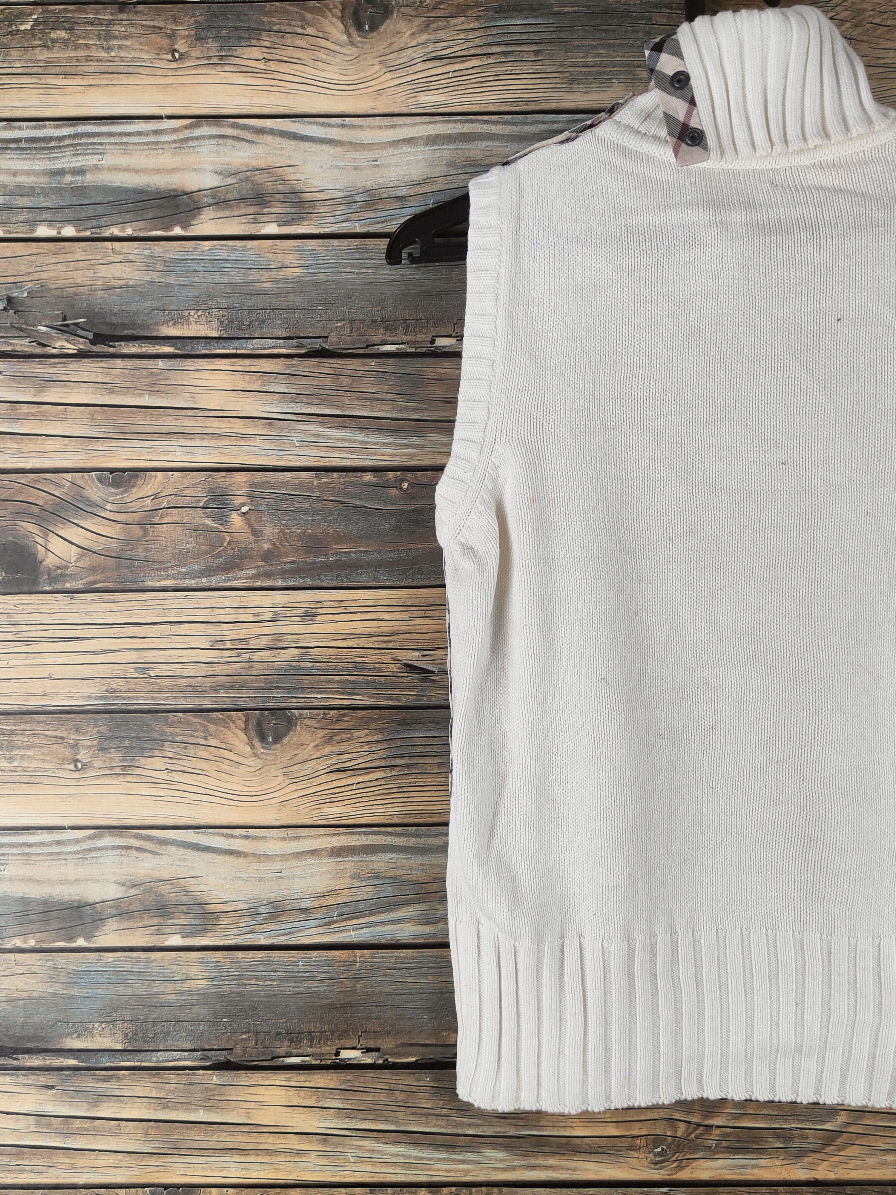 Burberry DL Burberry White Sleeveless Knitwear Sweatshirts #46-609 Size S / US 4 / IT 40 - 8 Thumbnail