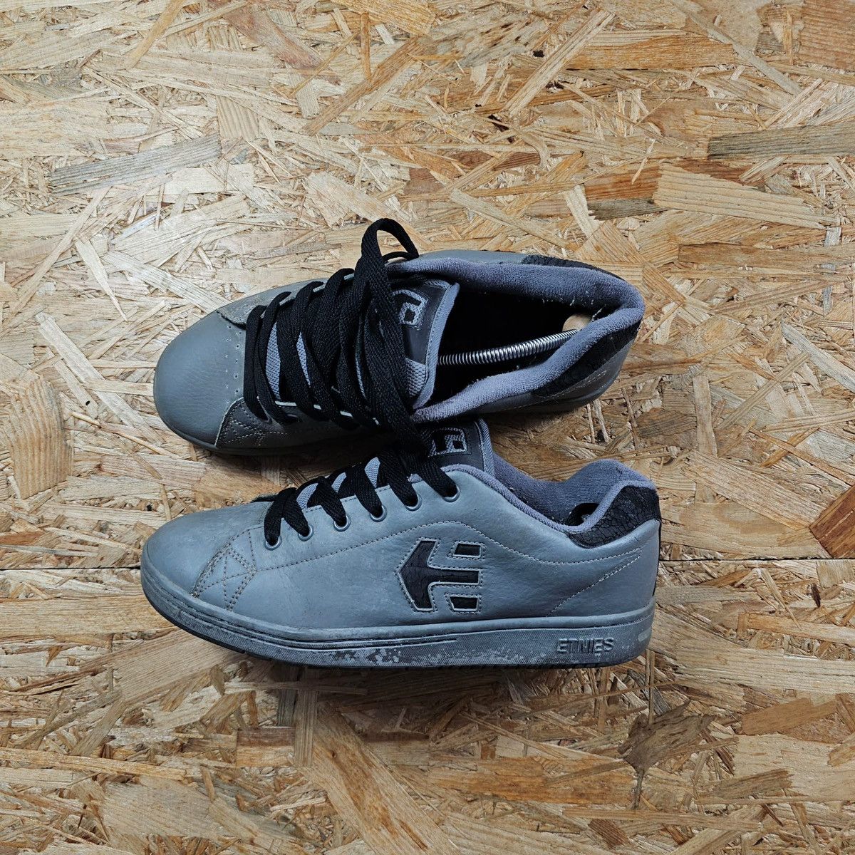 Etnies × Vintage Etnies Vintage skater shoes boots 90S chunky sneakers Size US 11 / EU 44 - 11 Thumbnail