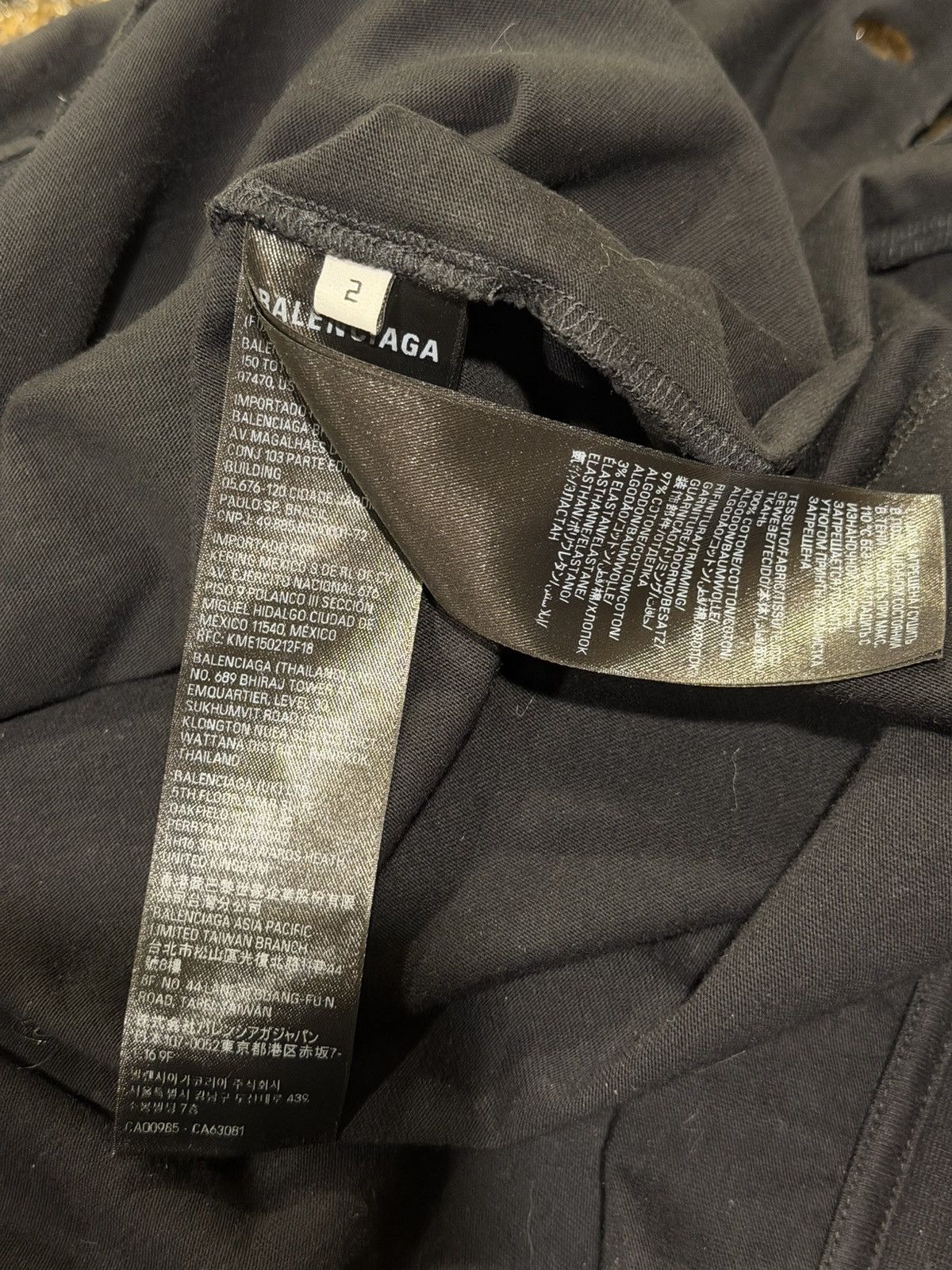 Balenciaga Balenciaga Upside Down Paris Moon Distressed Black T-Shirt Size US XL / EU 56 / 4 - 16 Thumbnail