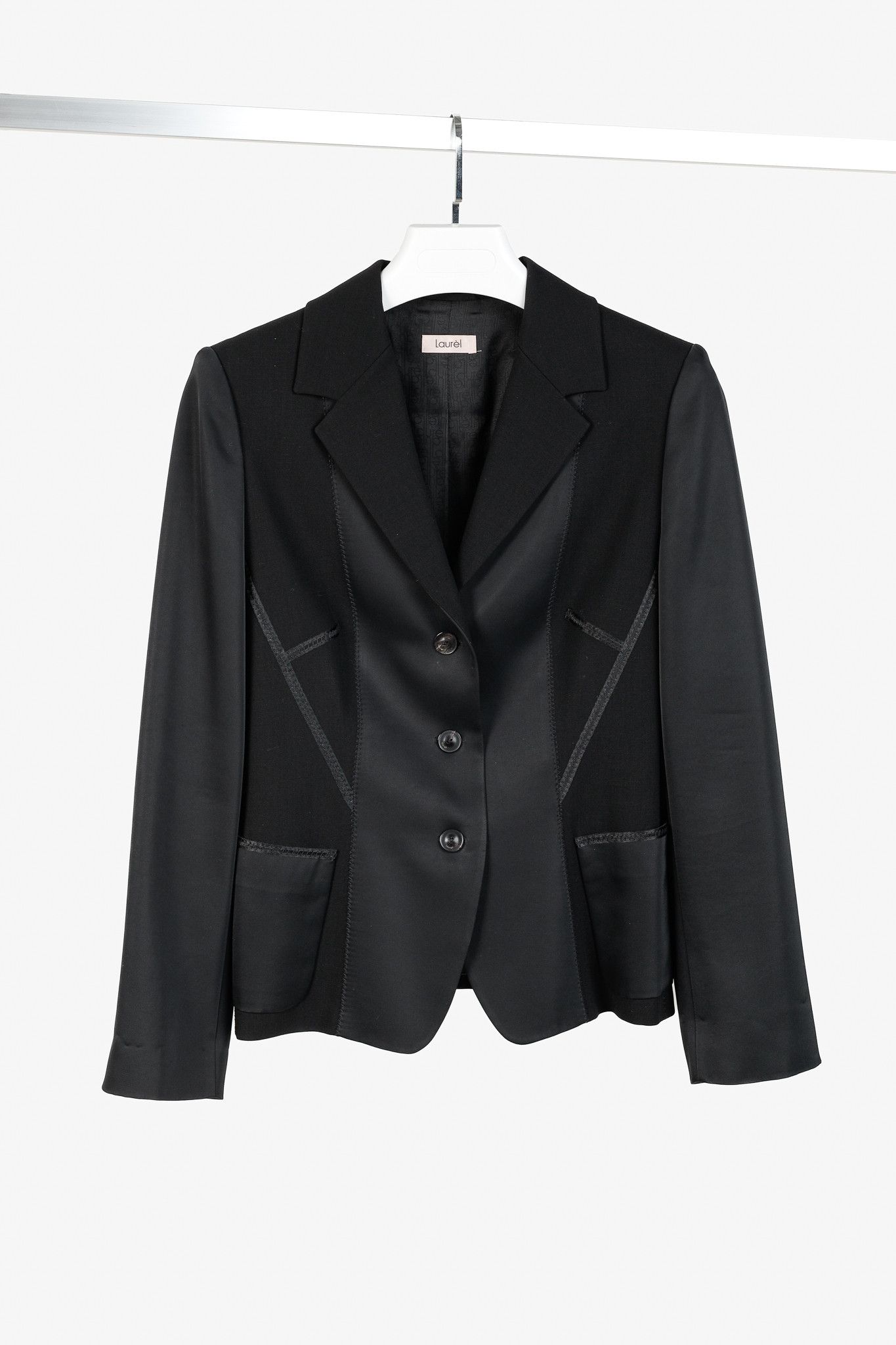 Laurel Laurel Black Wool & Satin Trim-Detail Blazer Size M / US 6-8 / IT 42-44 - 1 Thumbnail