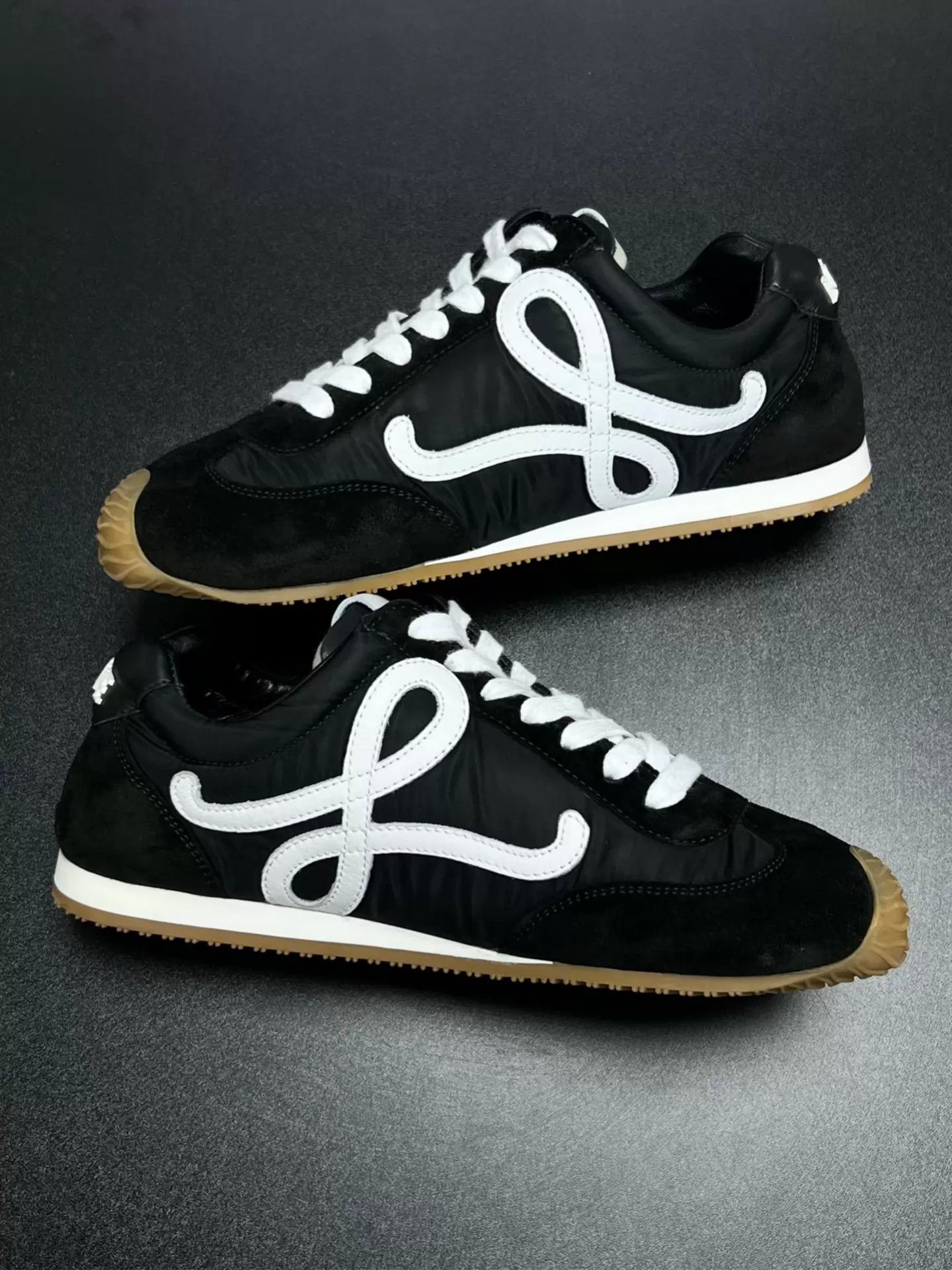 Loewe LOEWE Runner Decon 2.0 Black 37 Like New Size US 6.5 / IT 36.5 - 6 Thumbnail
