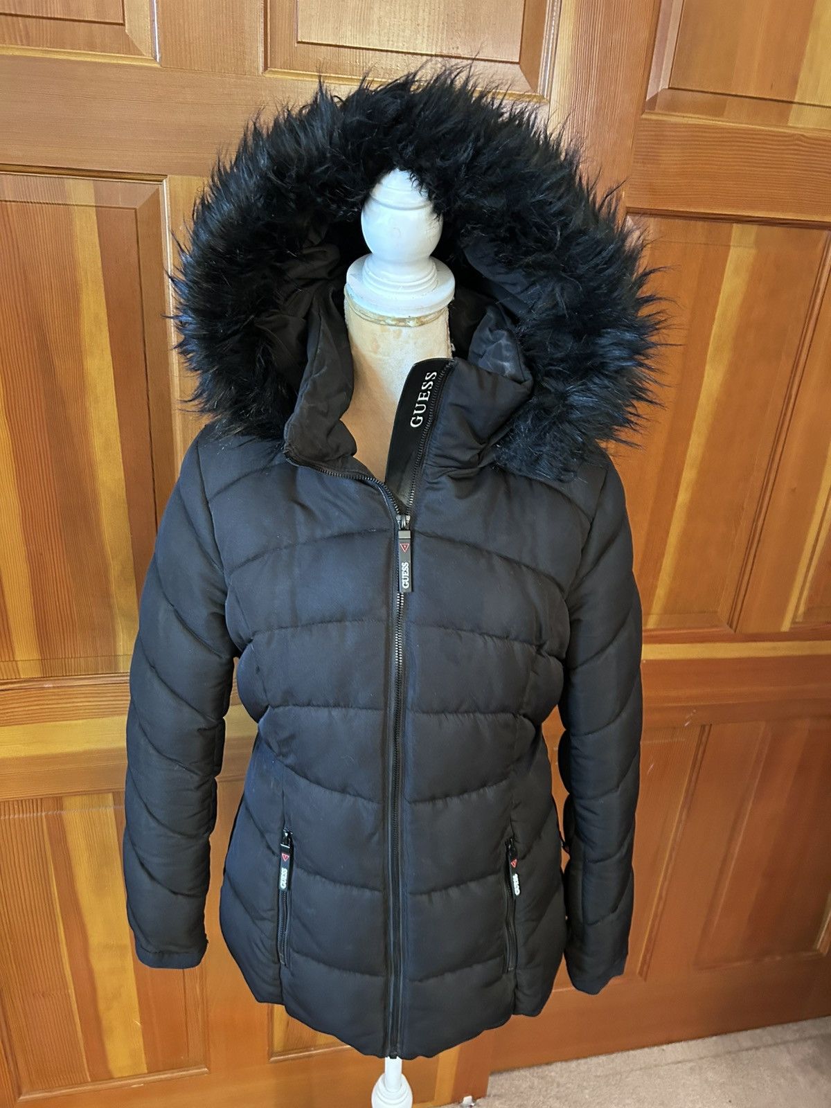 Guess Women’s GUESS Faux Fur Trim Hooded Puffer Jacket Size M / US 6-8 / IT 42-44 - 4 Thumbnail
