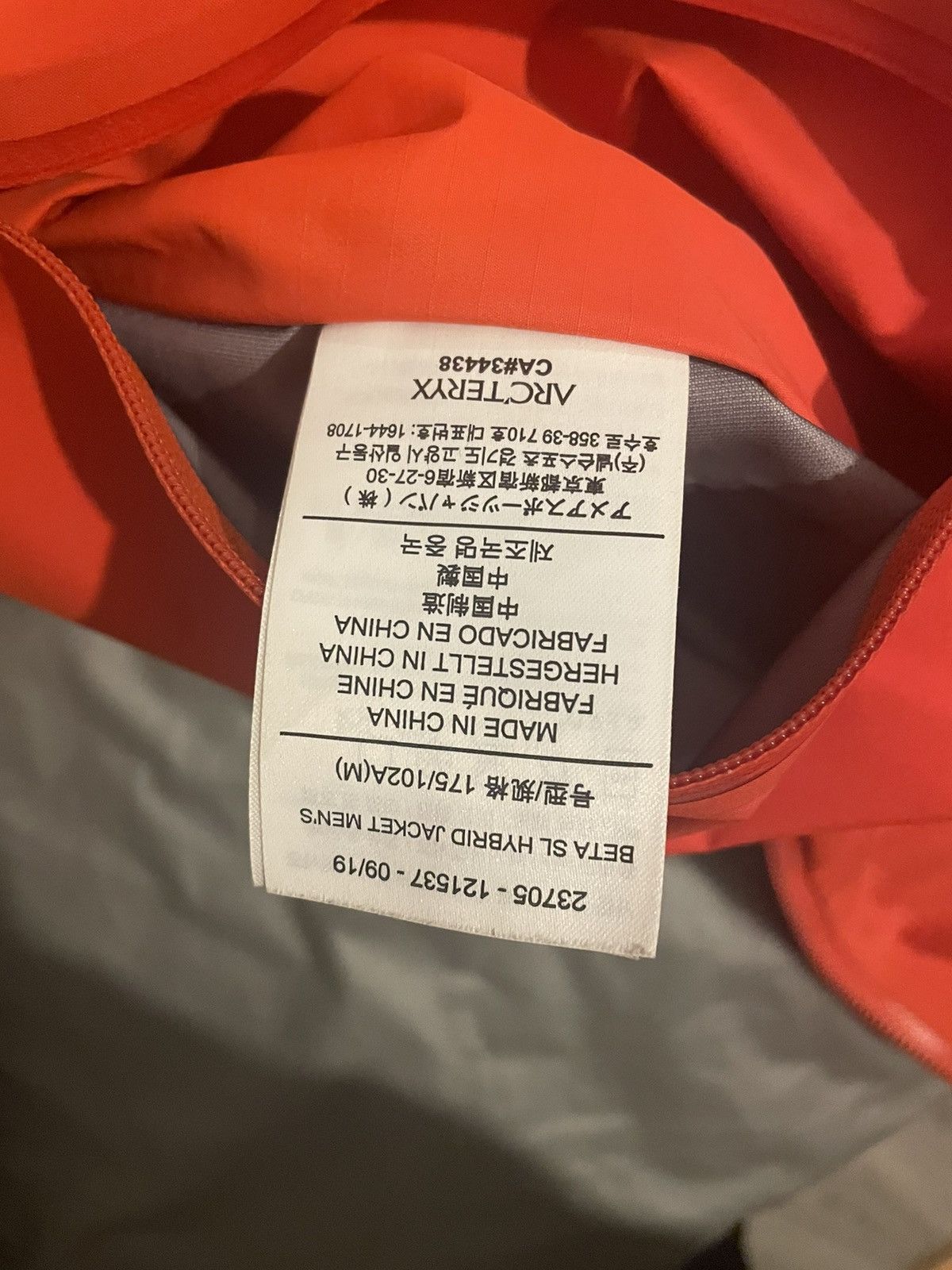 Arc'teryx Arc’teryx Beta SL Hybrid orange Size US M / EU 48-50 / 2 - 5 Thumbnail
