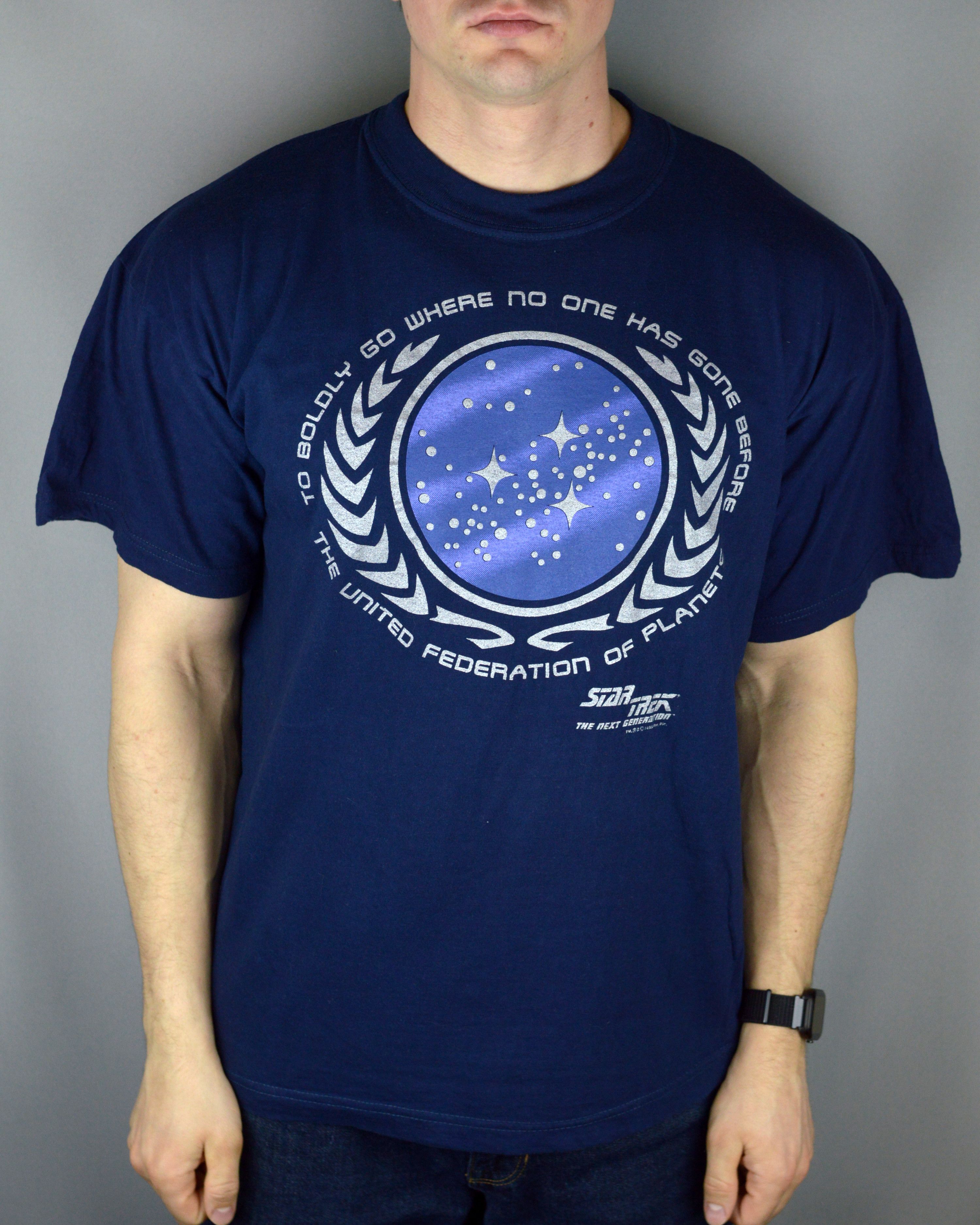Vintage Vintage Star Trek The Next Generation 1996 t shirt Size US XL / EU 56 / 4 - 1 Thumbnail