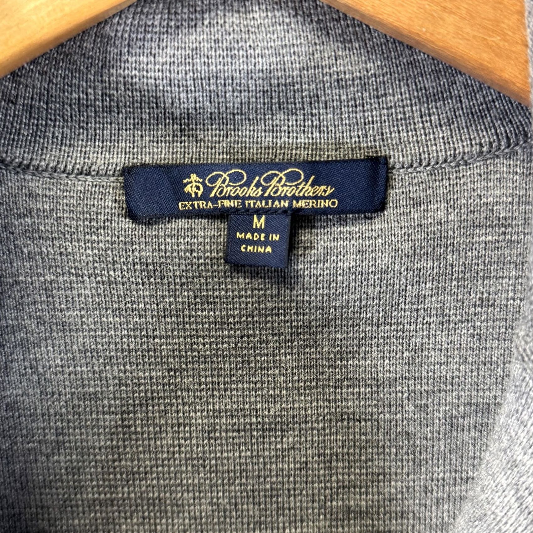 Brooks Brothers Brooks Brothers Sweater Cardigan Womens Medium Gray Wool Extra Fine Italian Merino Size M / US 6-8 / IT 42-44 - 5 Thumbnail
