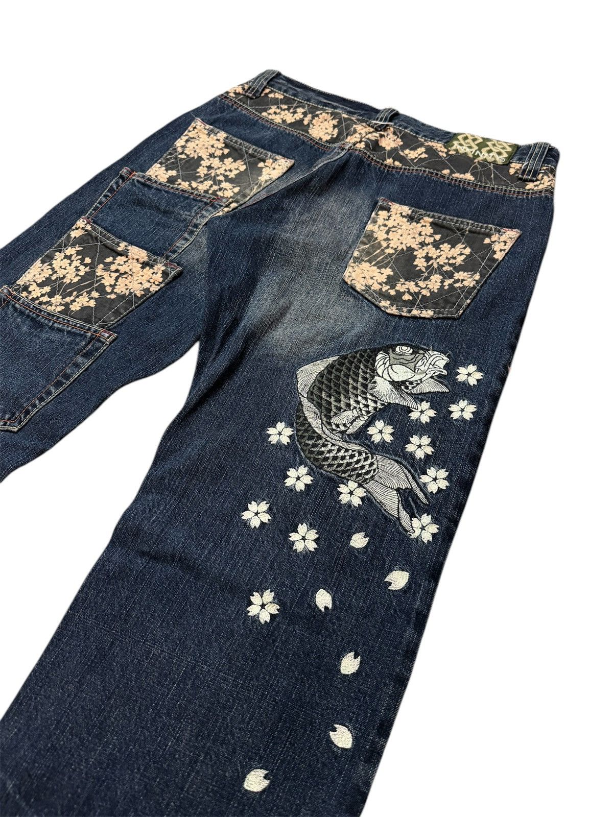Japanese Brand INFINITY MULTIPOCKET KOI KARAKURI TAMASHII DESIGN DENIM Size US 33 - 3 Thumbnail
