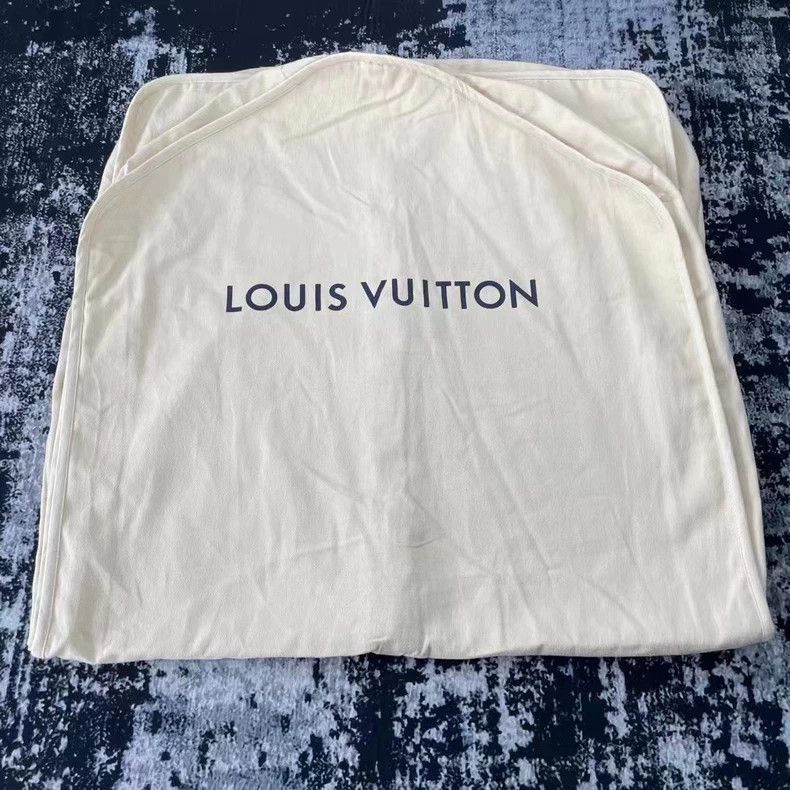 Louis Vuitton Louis Vuitton LV grey check chequered patchwork stand-up co Size US M / EU 48-50 / 2 - 4 Thumbnail