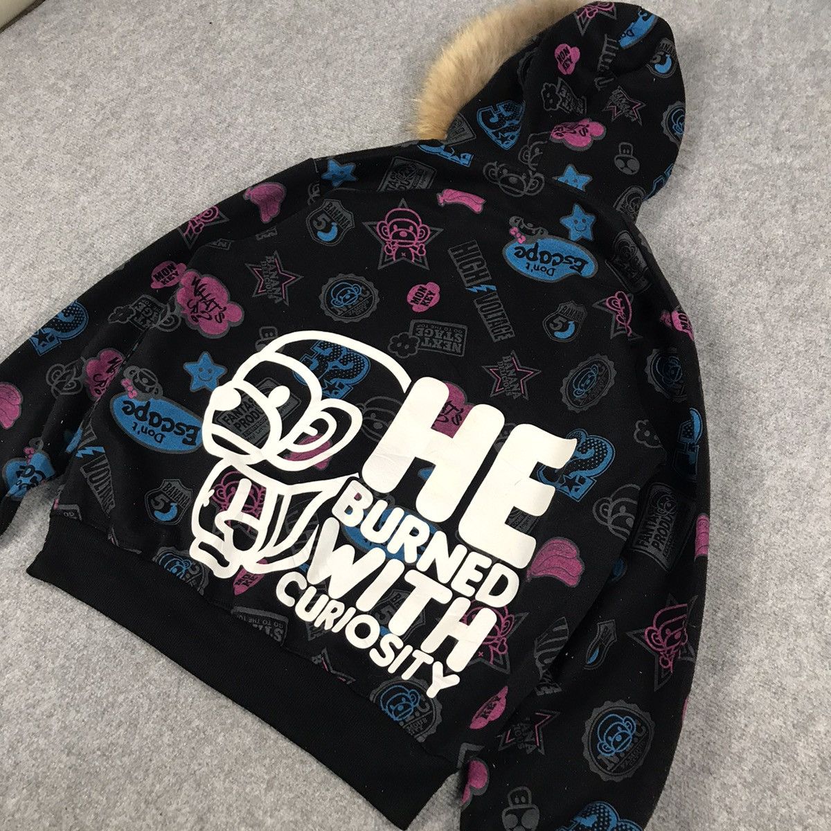If Six Was Nine × Japanese Brand × Le Grande Bleu (L.G.B.) KEN GTOVE JAPANESE STYLE FUR HOODIES LGB STYLE Size US L / EU 52-54 / 3 - 11 Thumbnail