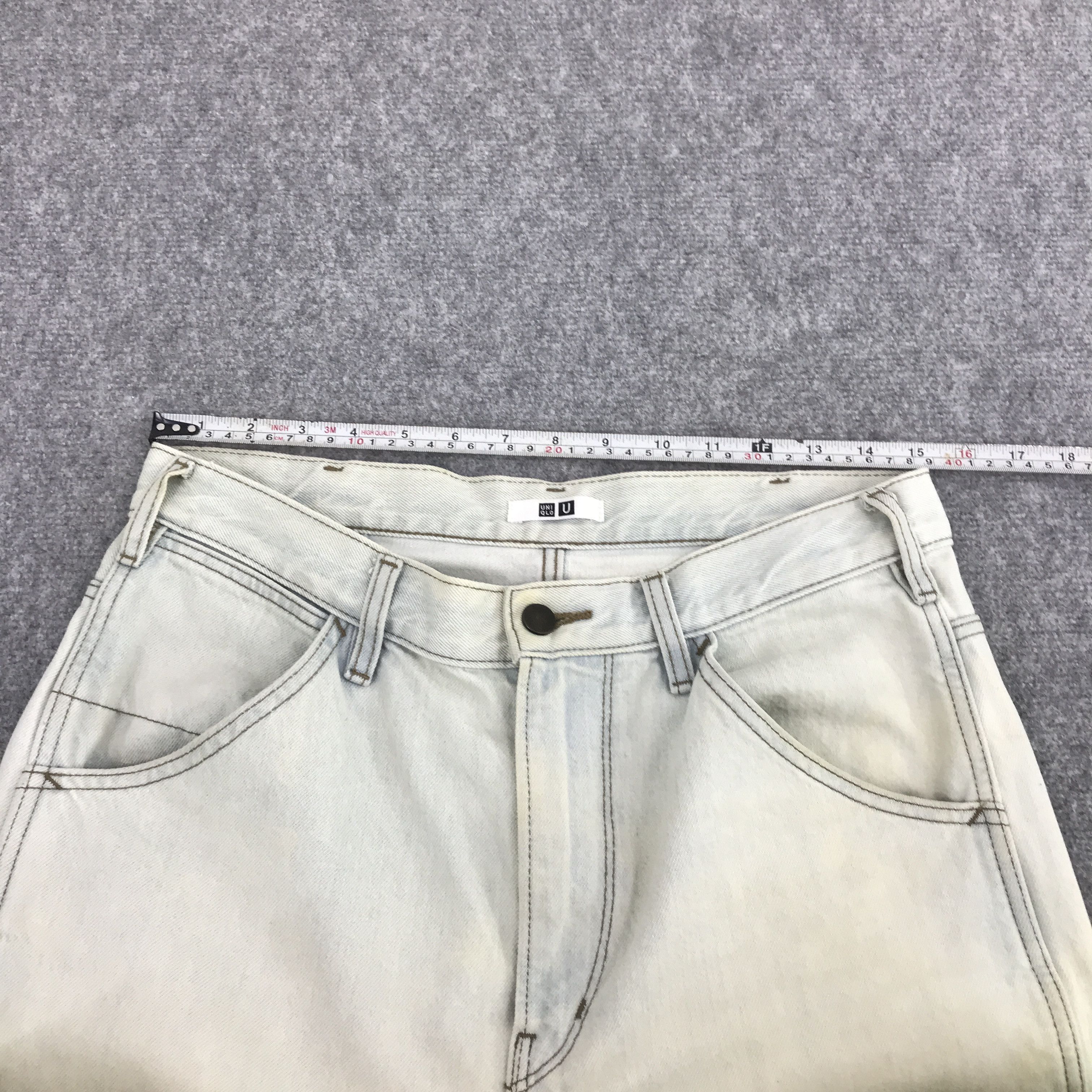 Christophe Lemaire × Uniqlo LEMAIRE X UNIQLO LIGHT WASH DISTRESSED JEANS Size US 30 / EU 46 - 11 Thumbnail