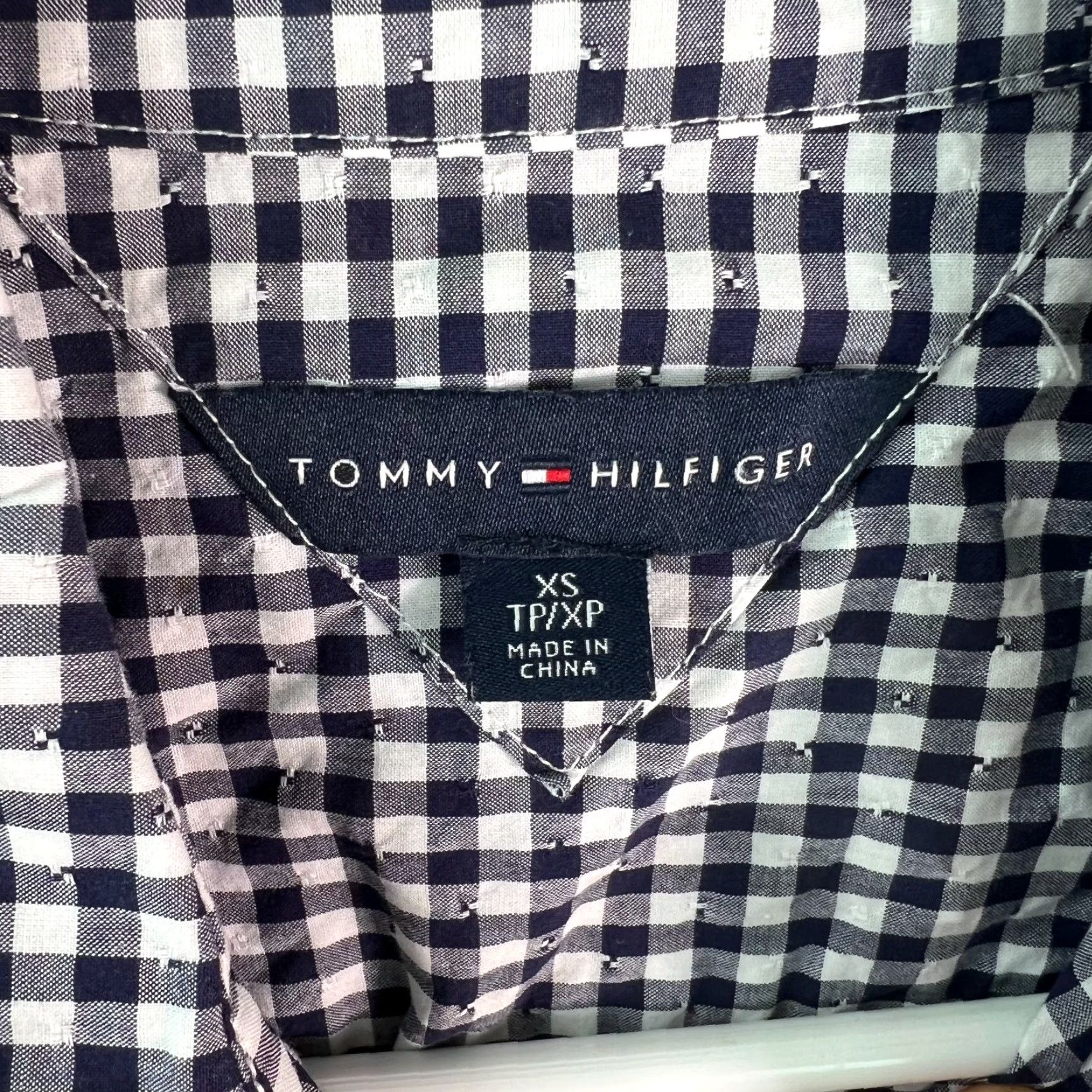 Tommy Hilfiger Tommy Hilfiger Women’s Button-Up Shirt Short Sleeves Blue Check 100% Cotton XS Regular Shirt Adult Womens TS Hilfiger Logo Pockets Casual Shirt Size XS / US 0-2 / IT 36-38 - 5 Thumbnail