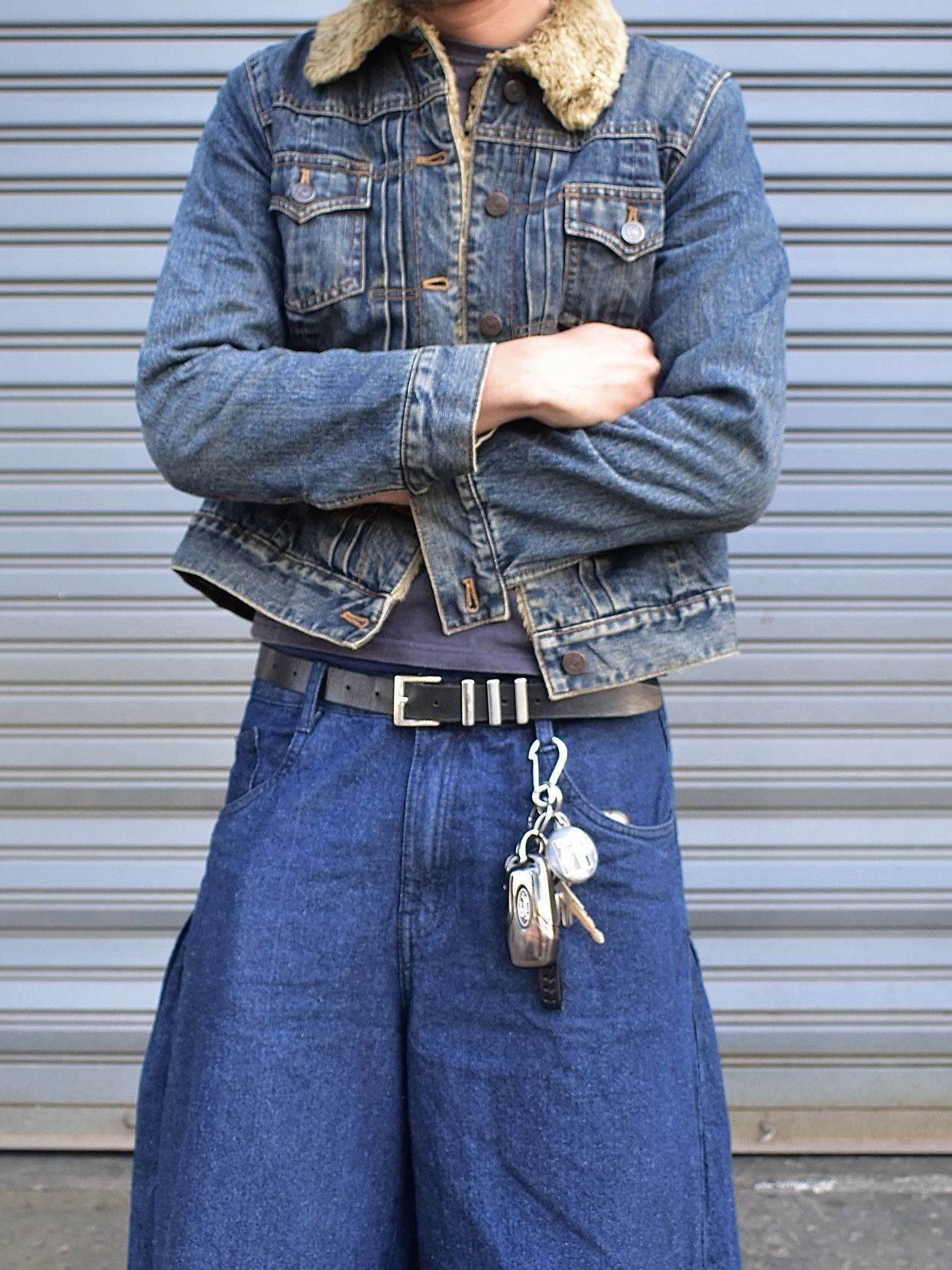 Vintage Vintage Gap Fur Two Pocket Denim Jacket Size US S / EU 44-46 / 1 - 11 Thumbnail