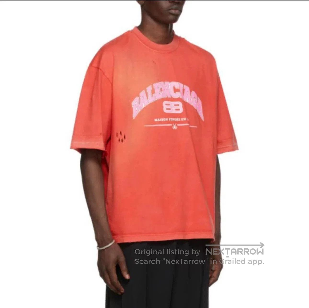 Balenciaga Red Distressed Short. Size US S / EU 44-46 / 1 - 1 Thumbnail