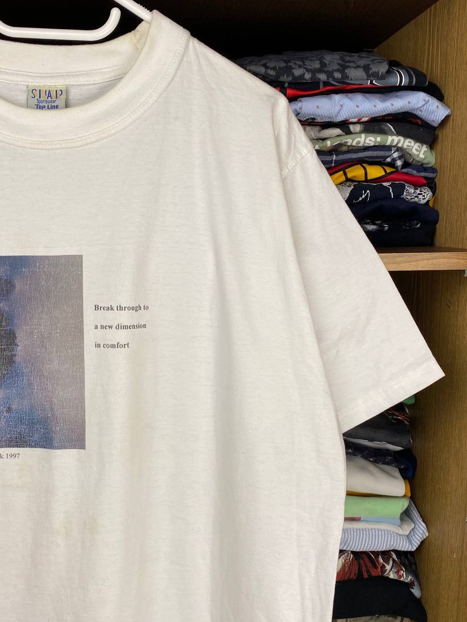 Vintage Vintage New Dimension 1997 Innisbrook Graphic 90s Tee Size US L / EU 52-54 / 3 - 3 Thumbnail