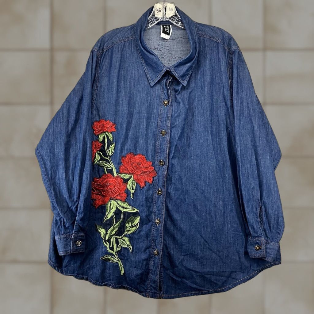Vintage VINTAGE Women's Plus Size 1X Cotton Button-Up Shirt Flannel Long Sleeve All Seasons Indigo Chambray Bohemian Summer Fall Winter Size XL / US 12-14 / IT 48-50 - 1 Thumbnail