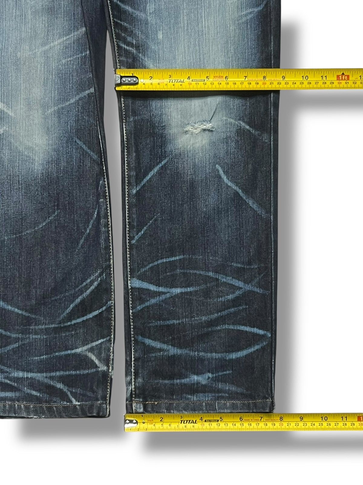 Edwin Vintage Edwin 403 Japan - Faded Whisker Wash Jeans Size US 32 / EU 48 - 18 Thumbnail