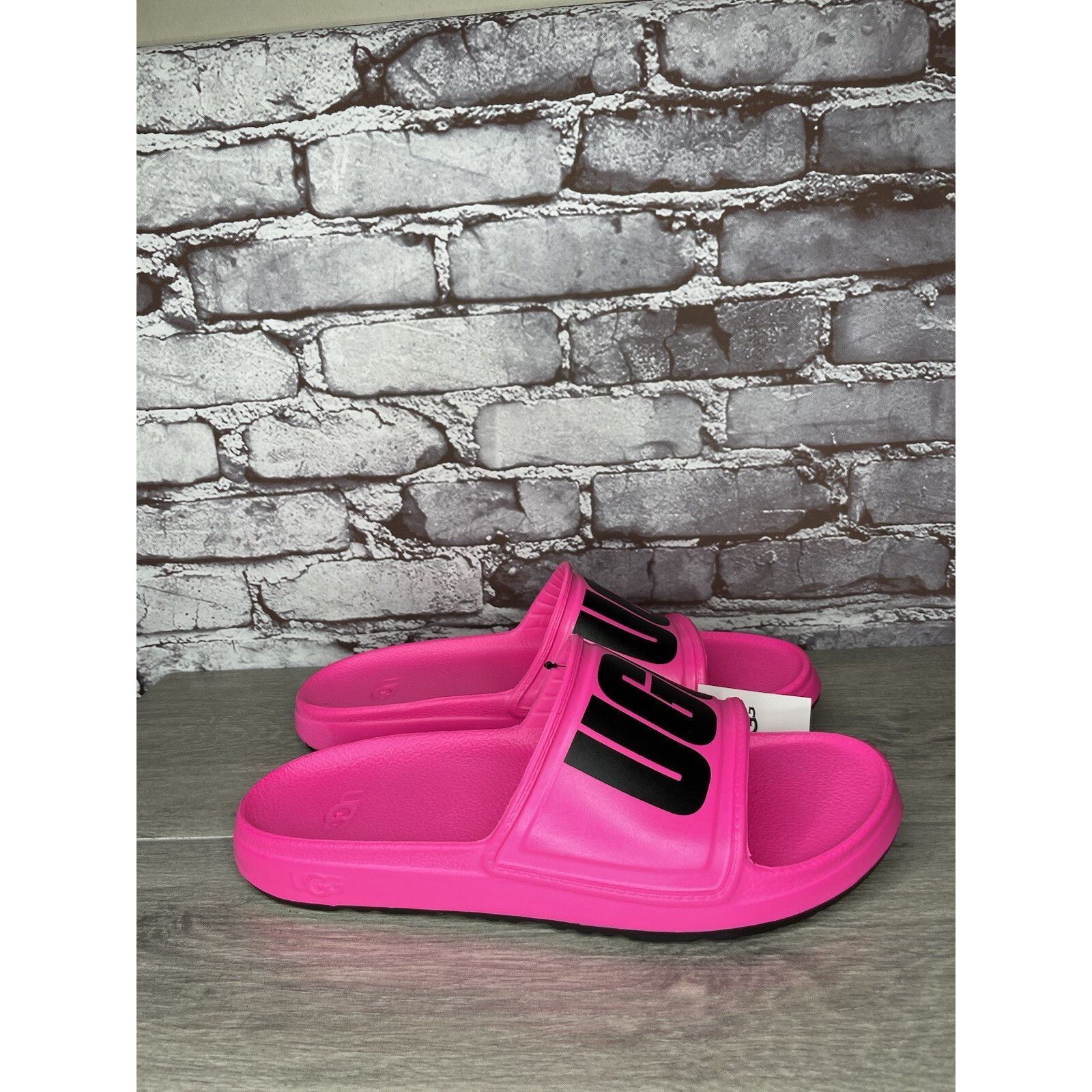 Ugg UGG WILCOX SLIDE Pink Rubber Light Waterproof Sport Sandals Size US 11 / EU 44 - 11 Thumbnail