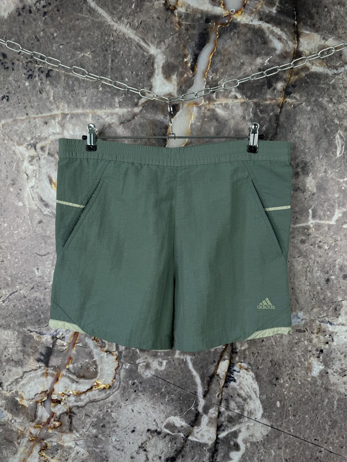 Adidas × Puma × Vintage Men’s Adidas Shorts Sportswear Size Small Size US 32 / EU 48 - 1 Thumbnail