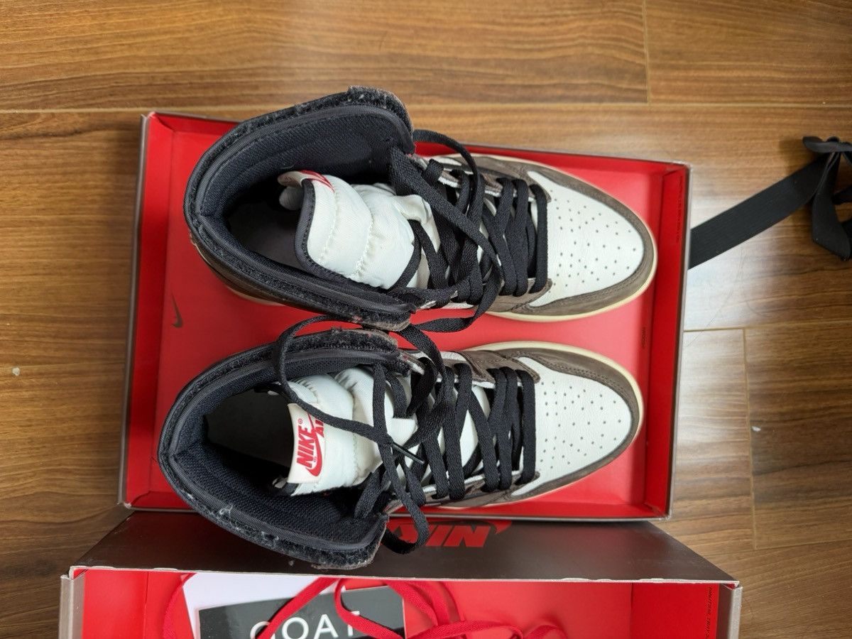 Jordan Brand × Travis Scott Jordan 1 travis scott hi Size US 10 / EU 43 - 5 Thumbnail