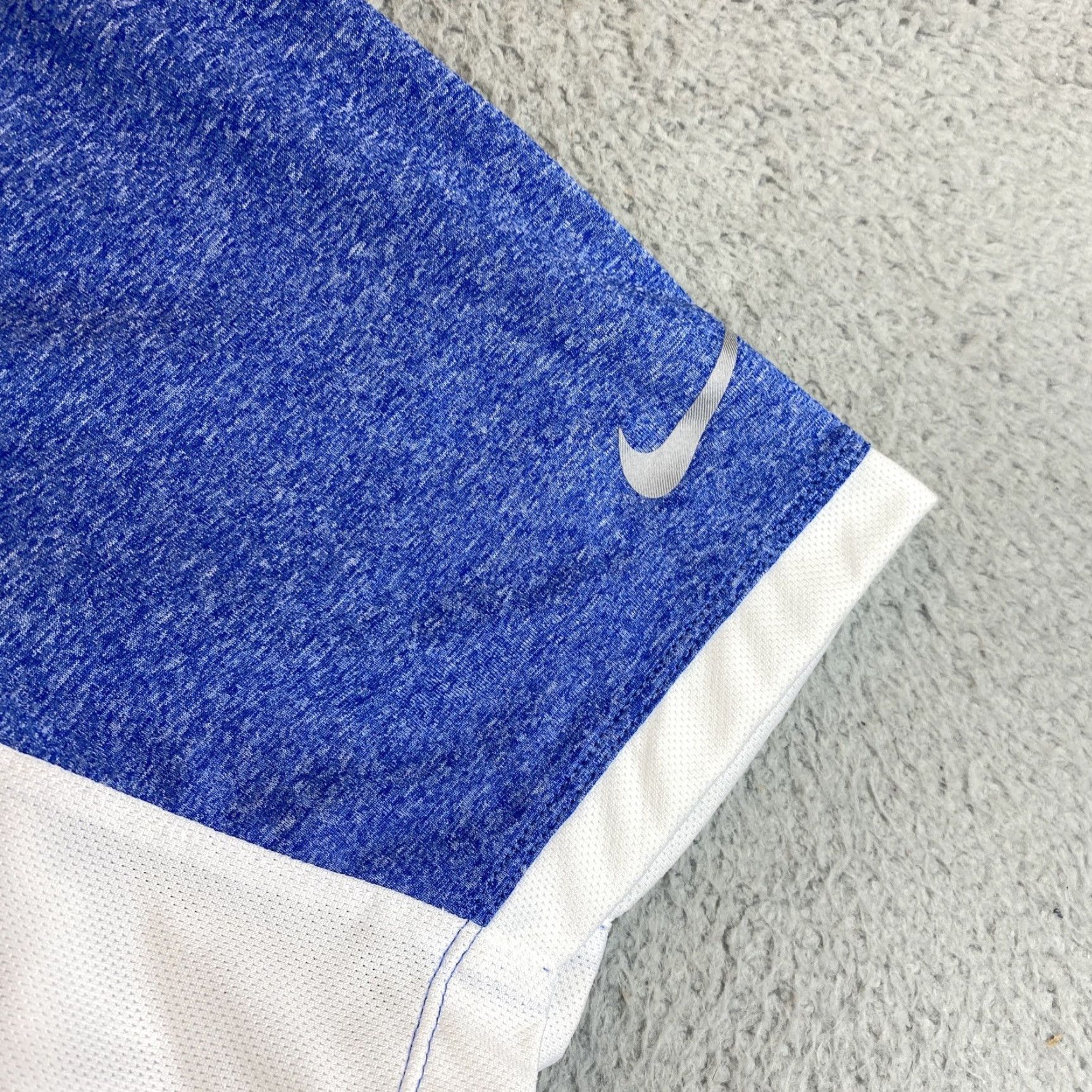Nike Nike Golf polo shirt Men’s Large Short Sleeve Lightweight blue 91-4 Size US L / EU 52-54 / 3 - 3 Thumbnail