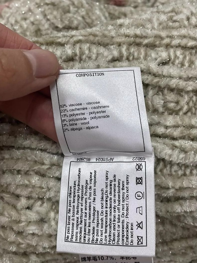 Chanel chanel 22B Autumn‮New Winter‬ Velvet V-neck No. 5 Knitted Size XXS / US 00 / IT 34 - 7 Thumbnail