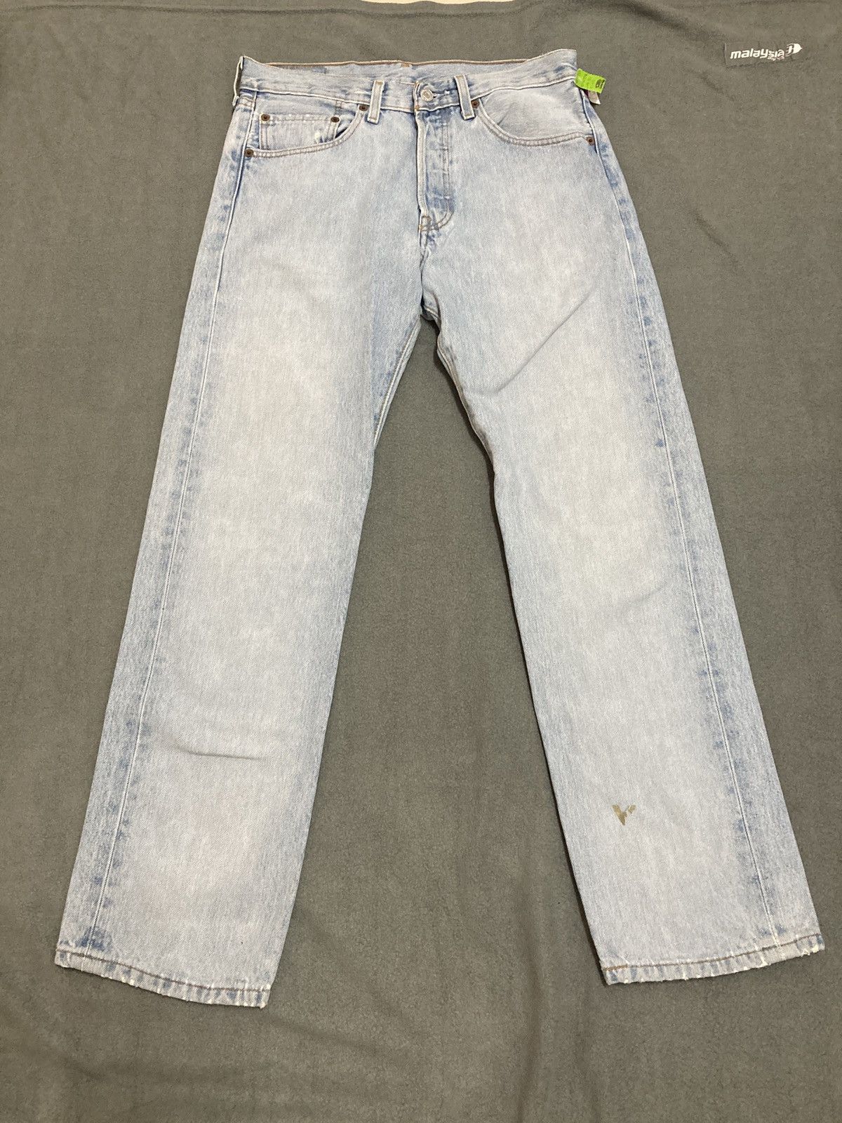 Levi's Vintage Y2K Levis 501 jeans Made in Guatemala Size US 31 - 1 Thumbnail