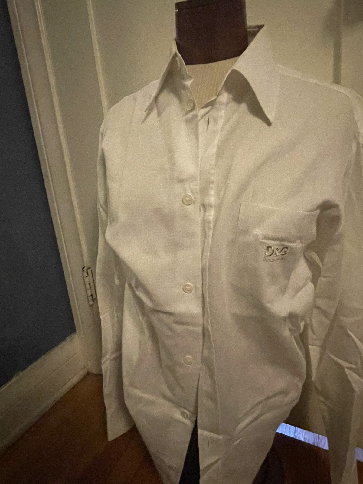 Dolce & Gabbana VTG Dolce & Gabbana White Button Down Logo Pocket Embroider Size US M / EU 48-50 / 2 - 5 Thumbnail