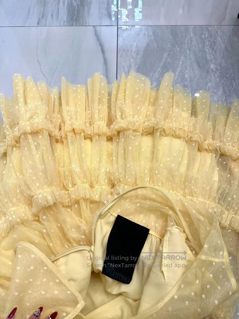 Valentino Valentino Lemon yellow princess dress Size S / US 4 / IT 40 - 8 Thumbnail