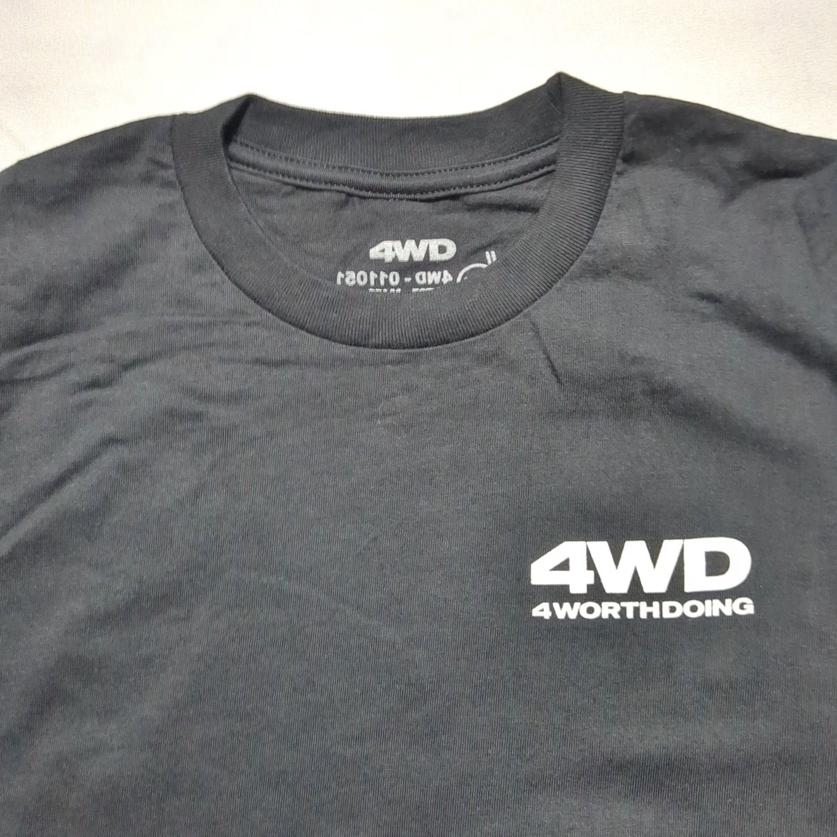 Vintage VINTAGE 4WorthDoing 4WD Lets Hang T-Shirt Mens M Black Crew Neck Short Sleeve Graphic Tee Urban Style Size US M / EU 48-50 / 2 - 4 Thumbnail