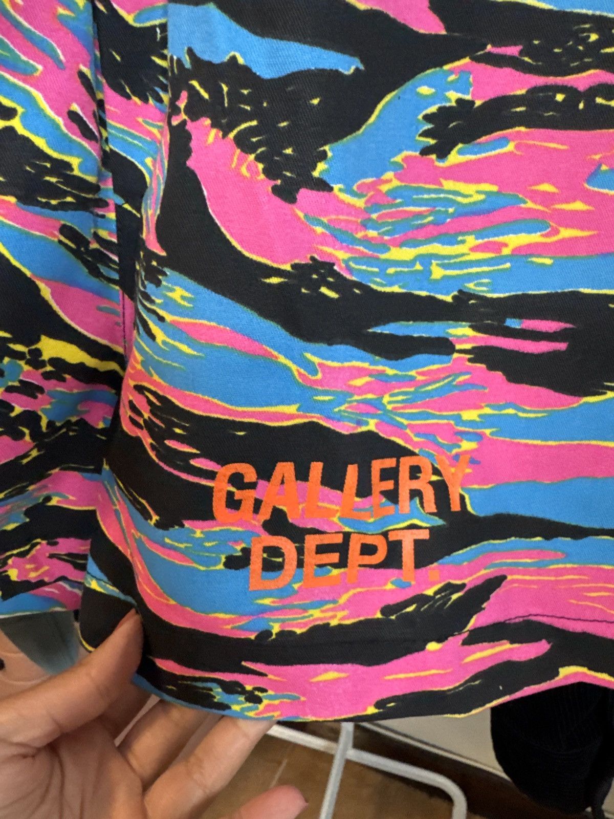 Gallery Dept. Gallery Dept. Safari 90s Zuma Shorts - Neon Safari - Small Size US 27 - 2 Thumbnail