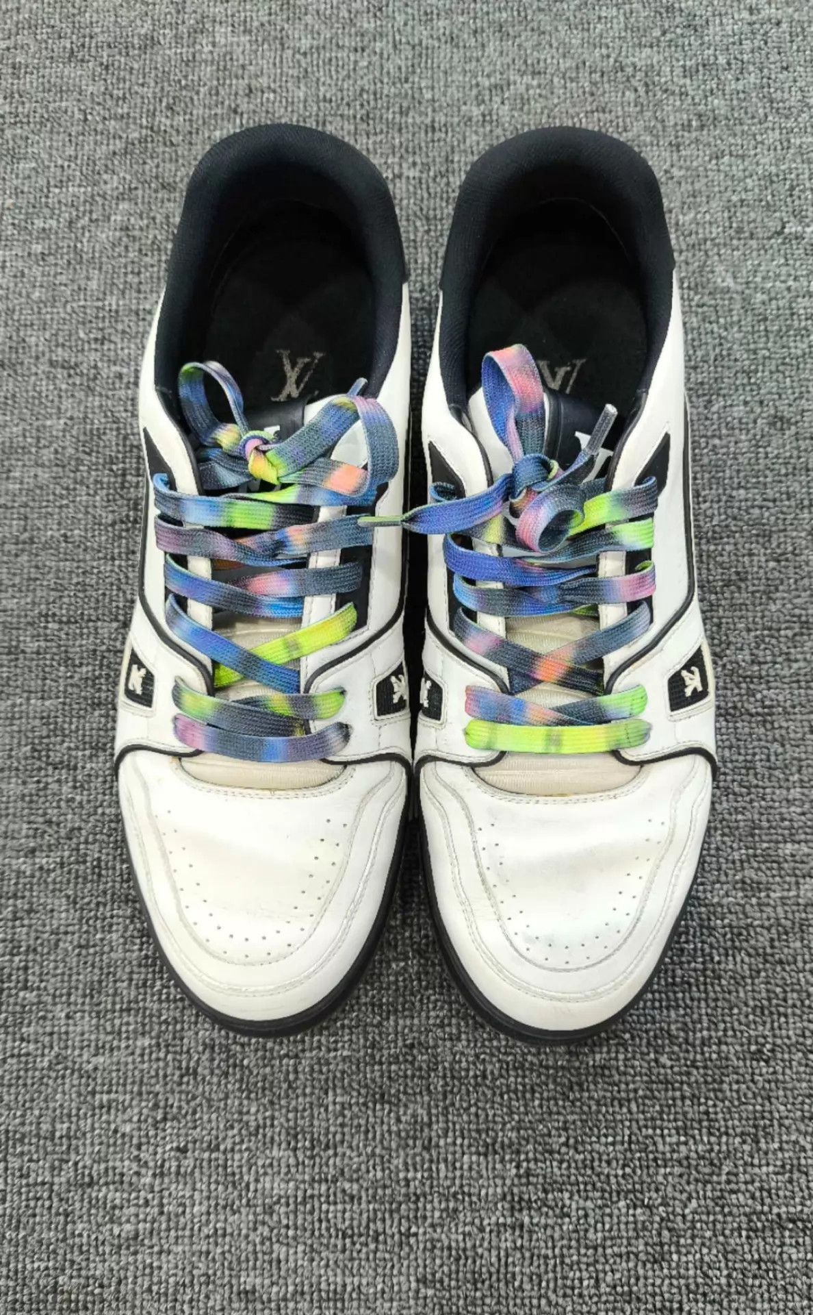 Louis Vuitton Louis Vuitton Black White Color - Blocked Trainer 42 Size US 9 / EU 42 - 2 Thumbnail