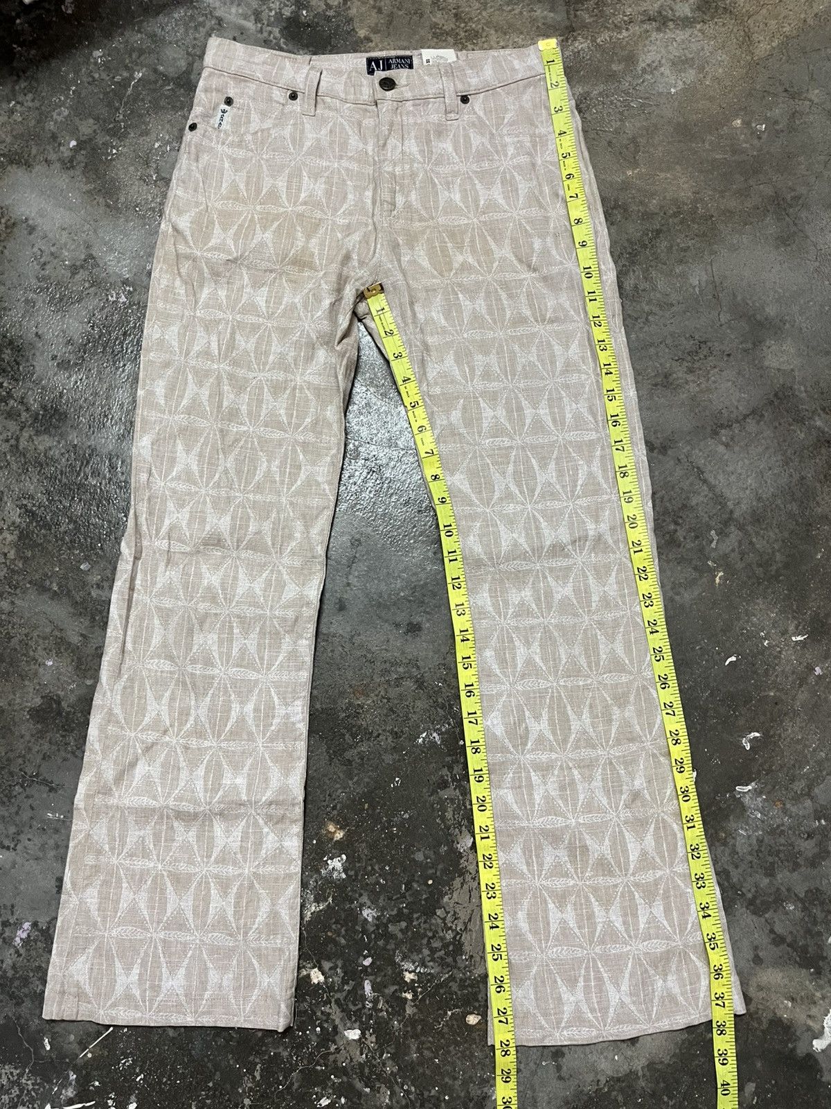 Armani VINTAGE Armani Jeans Italy Geometric All-Over Print Size US 29 - 13 Thumbnail