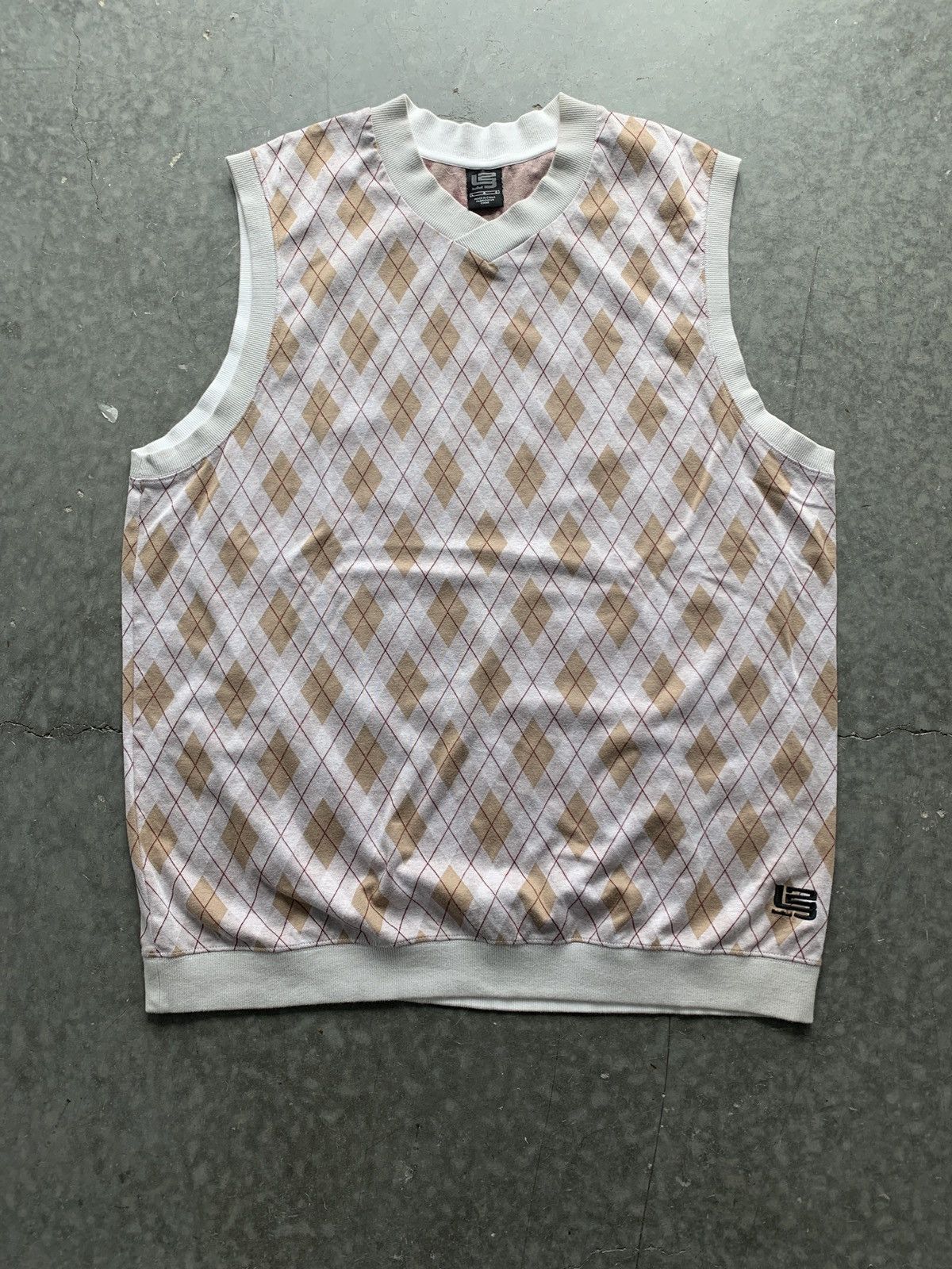 Nike sweater vest deals