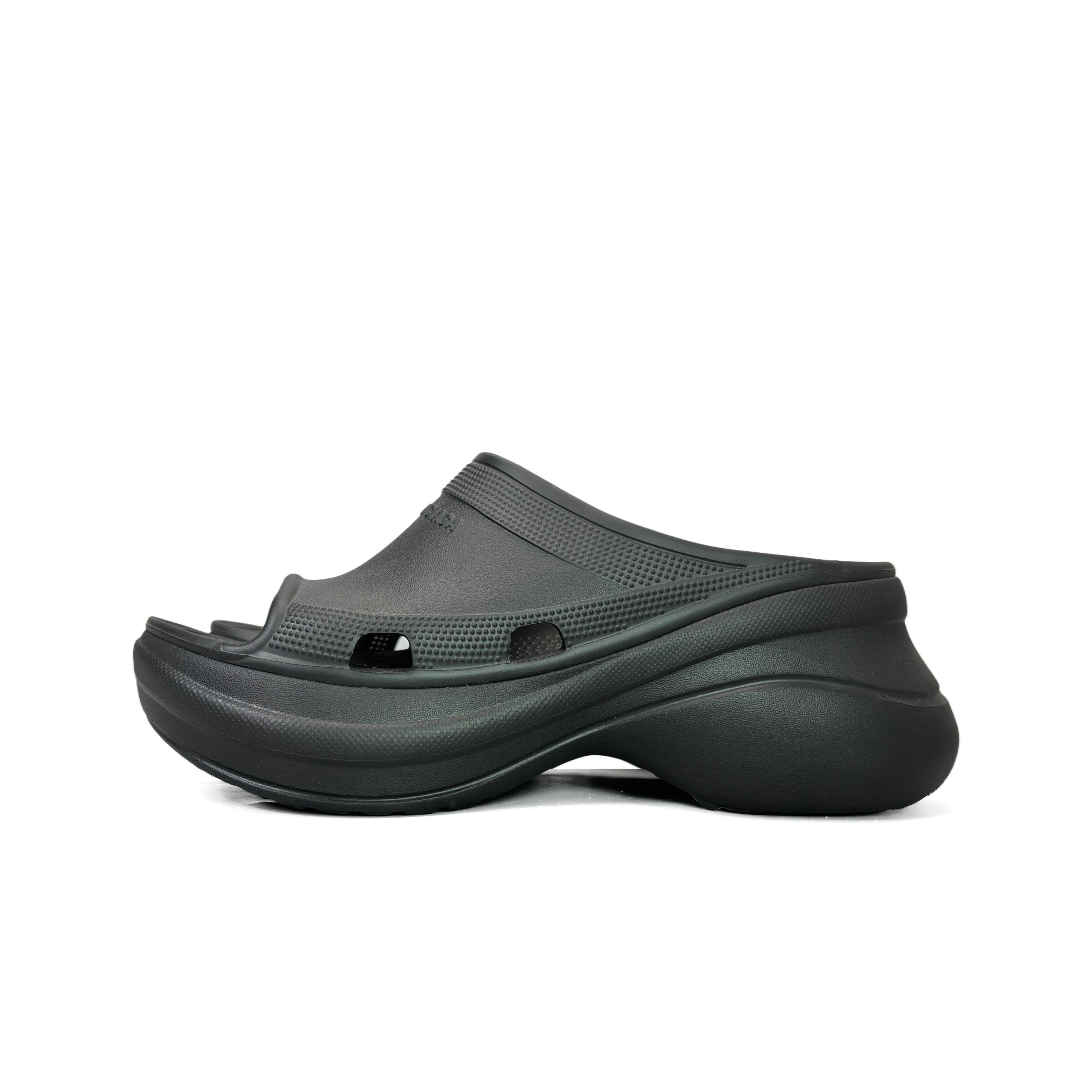 Balenciaga Balenciaga x Crocs Logo Slide Sandals Size 10 Size US 10 / EU 43 - 1 Thumbnail