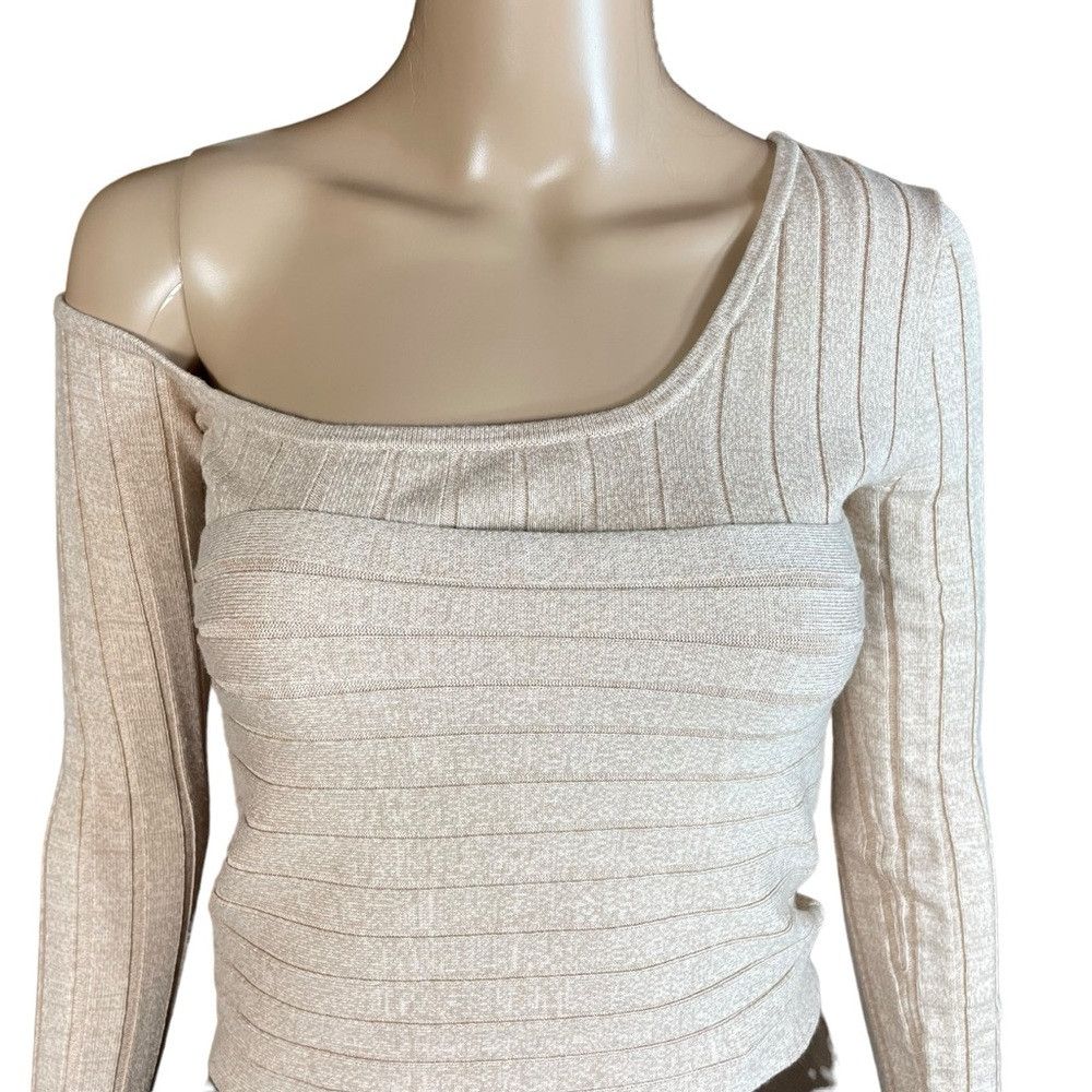 Ronny Kobo Ronny Kobo Rosette One-Shoulder Knit Oatmeal Top Size XS Size XS / US 0-2 / IT 36-38 - 9 Thumbnail