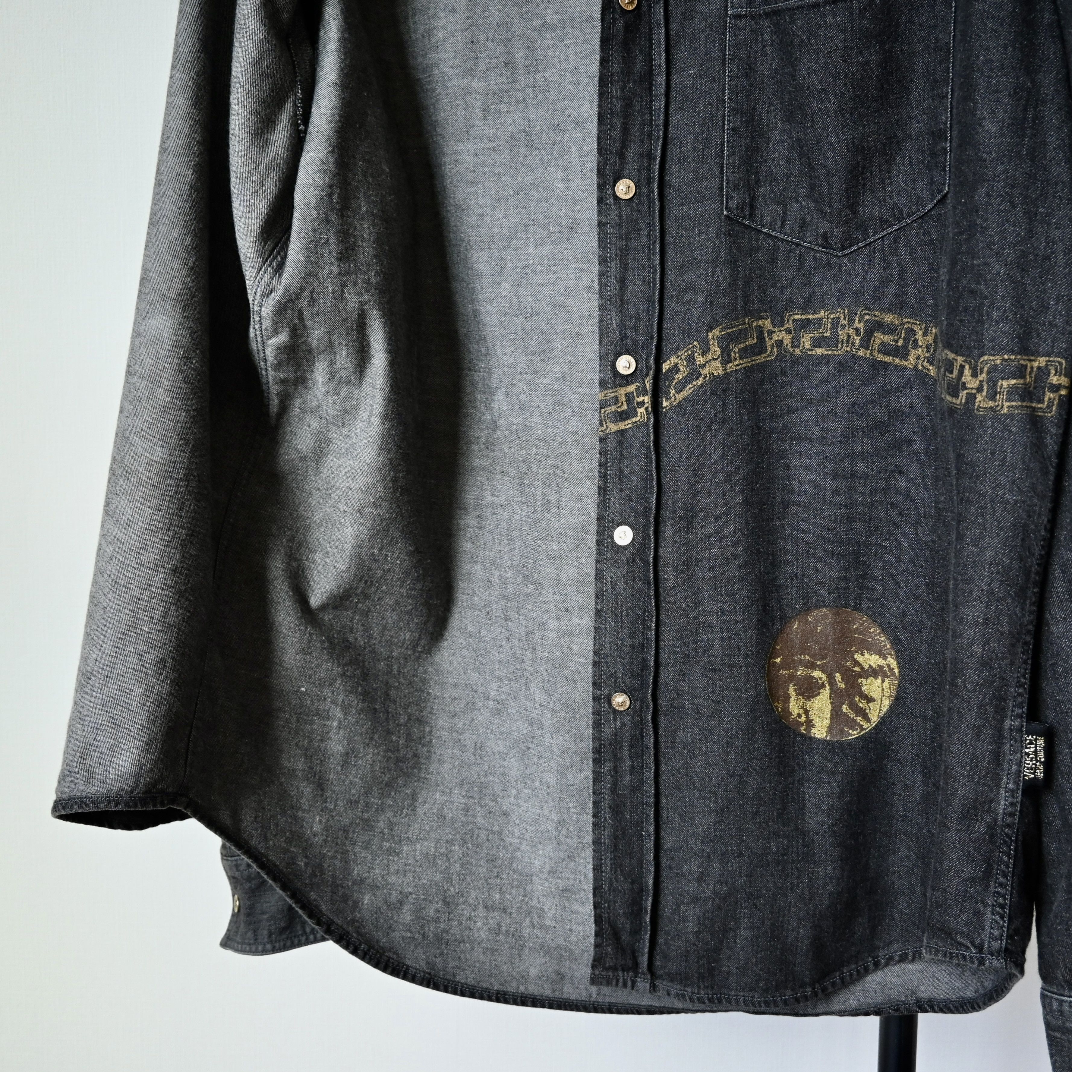 Versace Jeans Couture VTG 2000s VERSACE JEANS COUTURE denim shirt made in Italy Size US M / EU 48-50 / 2 - 13 Thumbnail