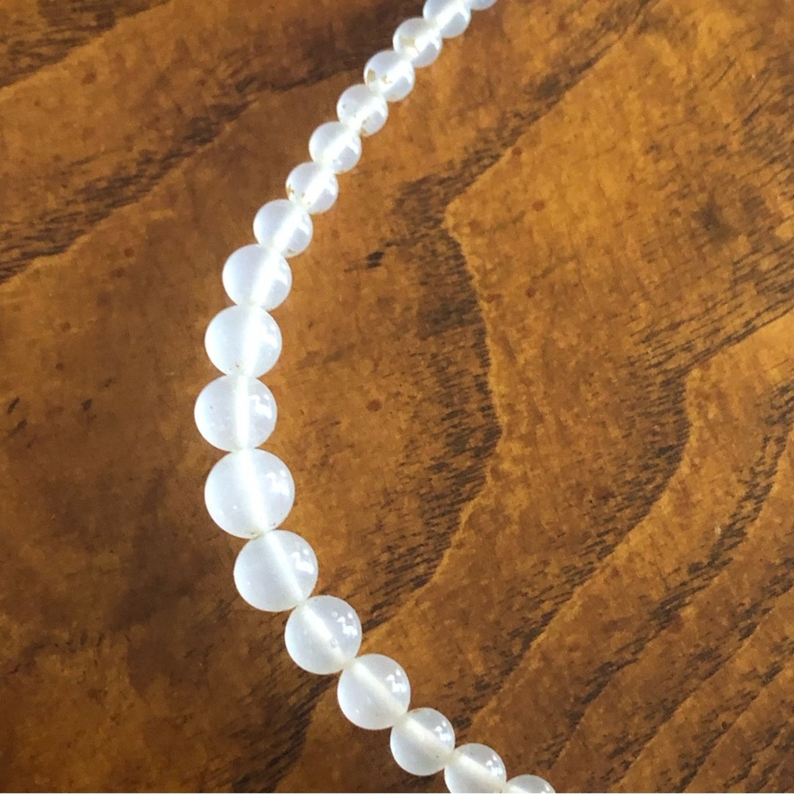 Vintage Vintage mid century opalescent glass wedding bead necklace Size ONE SIZE - 9 Thumbnail