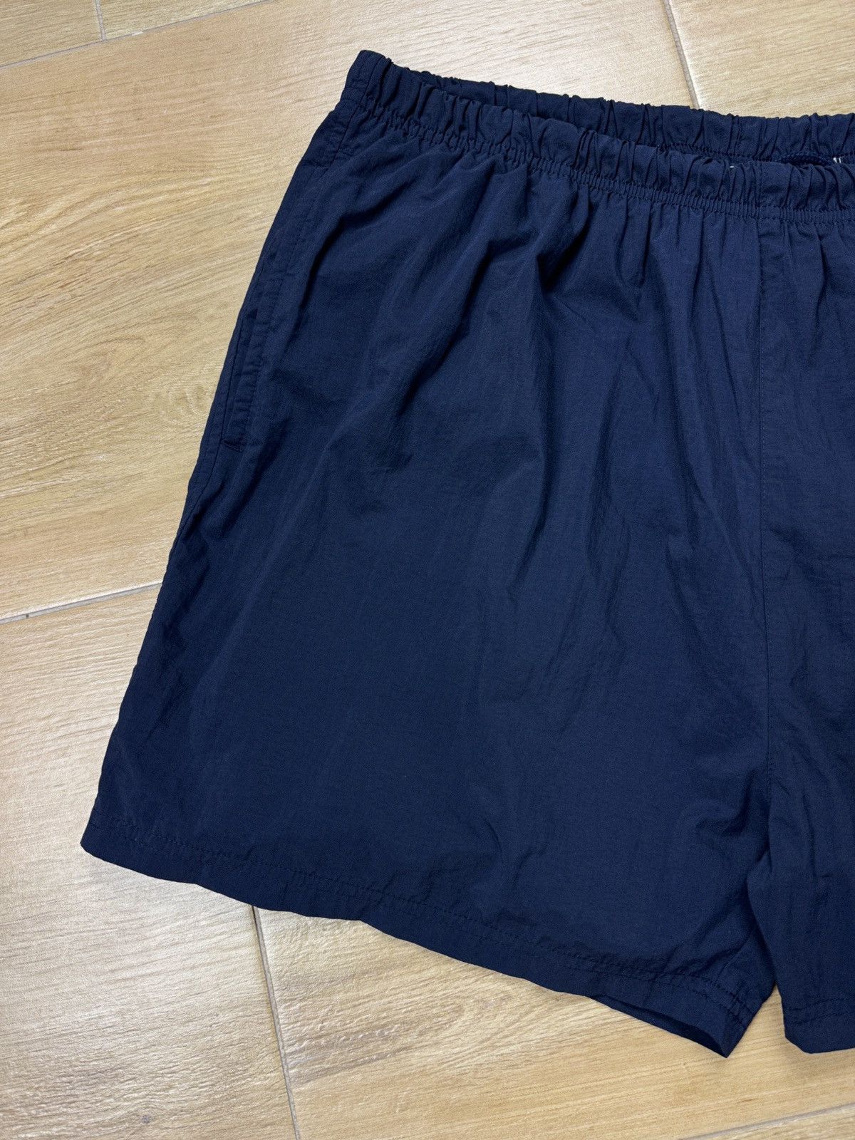 Nike × Vintage Vintage Y2K Nike Nylon Shorts Size US 36 / EU 52 - 2 Thumbnail