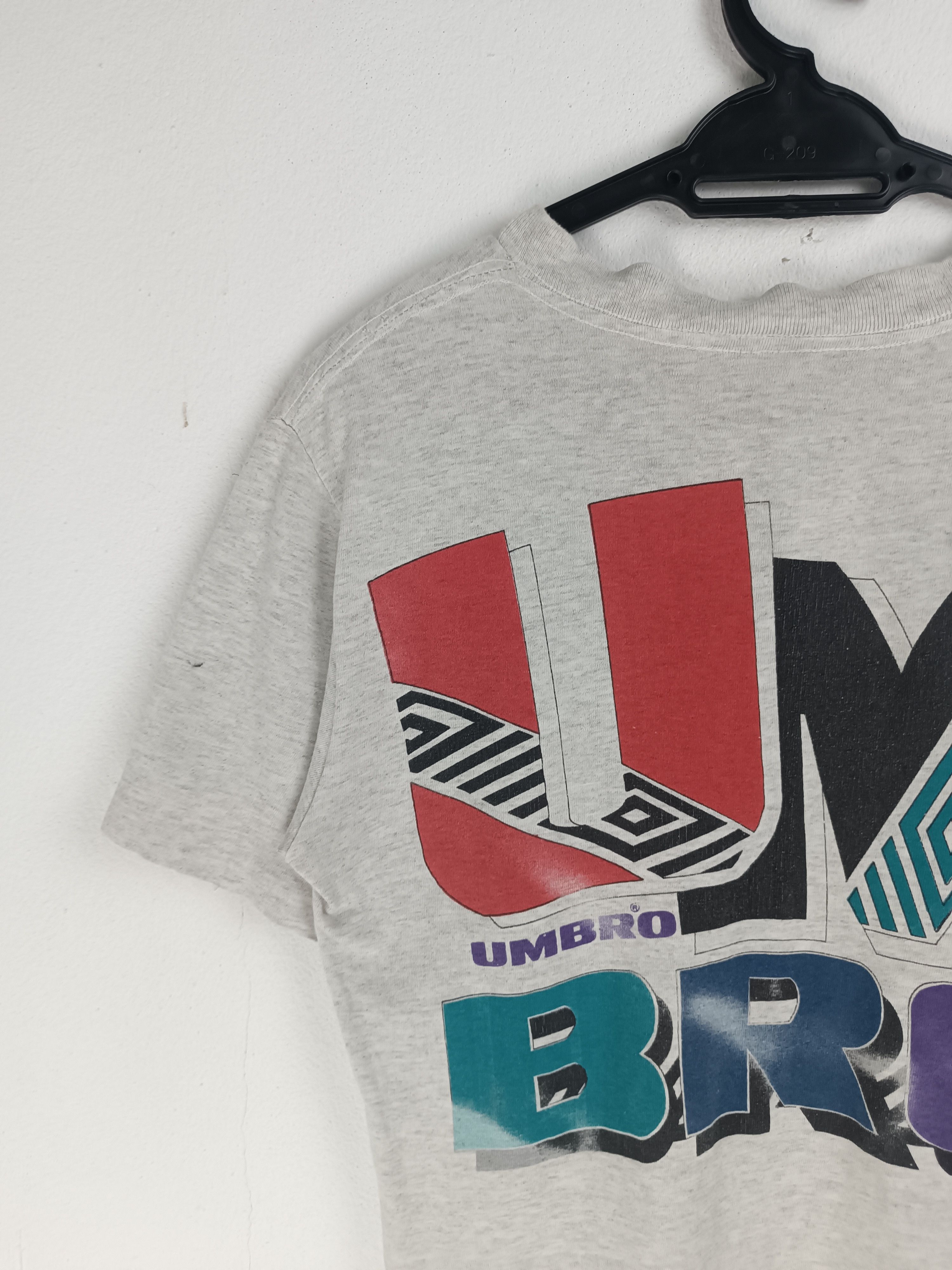 Umbro VINTAGE 90'S UMBRO SPORTSWEAR TEE VERY RARE SINGLE STITCH Size US S / EU 44-46 / 1 - 12 Thumbnail