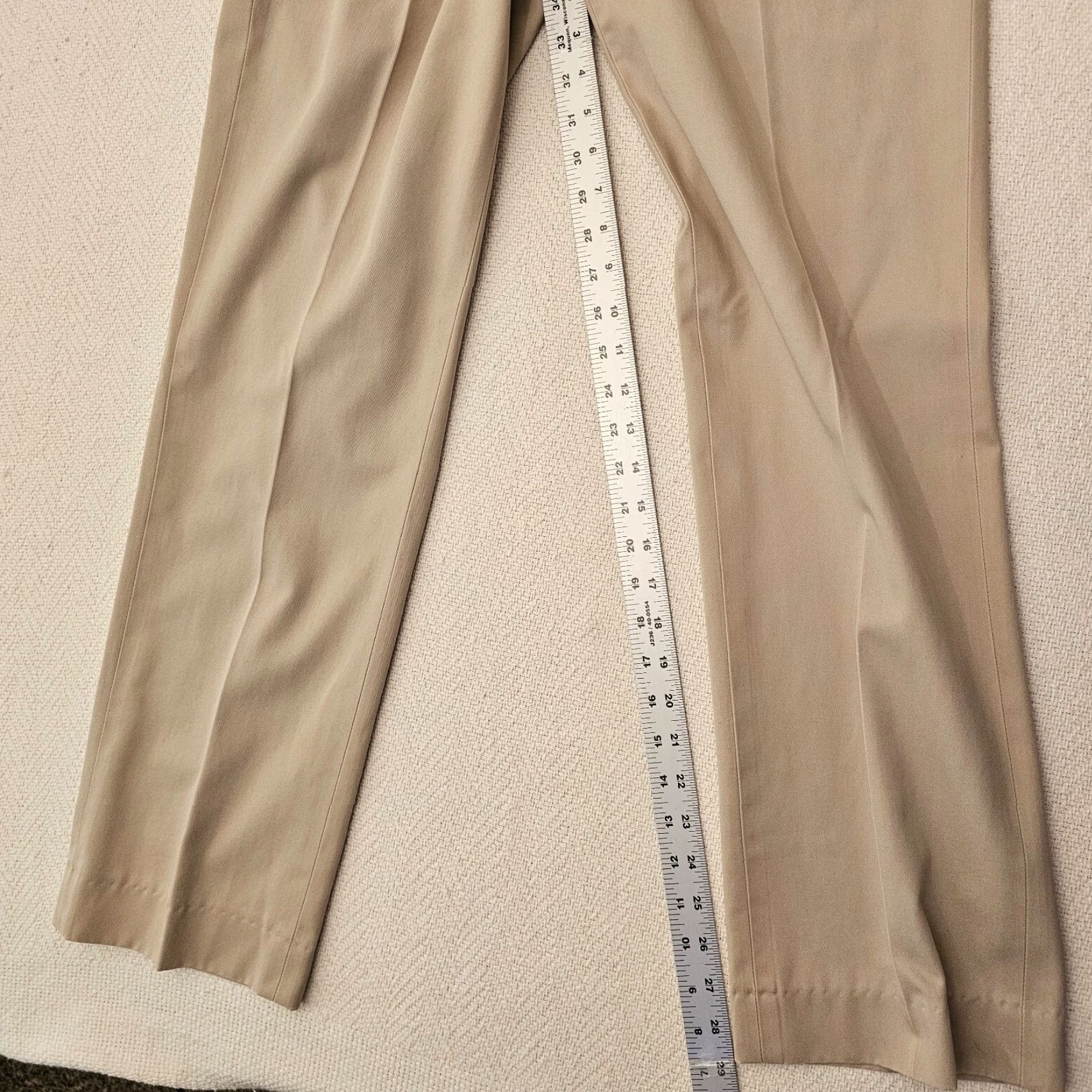 Vintage L.L. Bean Pants Men Chino Beige Flat Front Casual Size 30 Regular 29 Inseam 29 In Straight Leg Vintage No Size US 30 / EU 46 - 6 Thumbnail