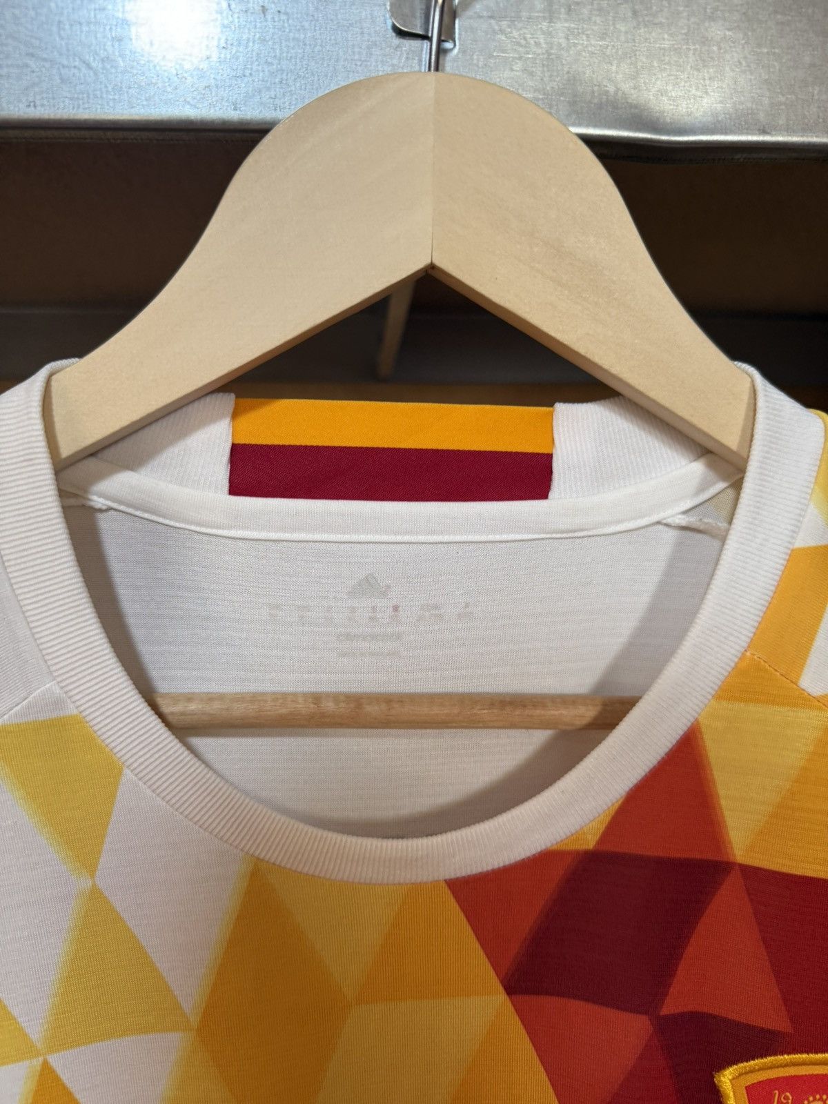 Adidas × Vintage Vintage Adidas Spain 2016 2017 A. Iniesta Away Soccer Jersey Size US S / EU 44-46 / 1 - 6 Thumbnail
